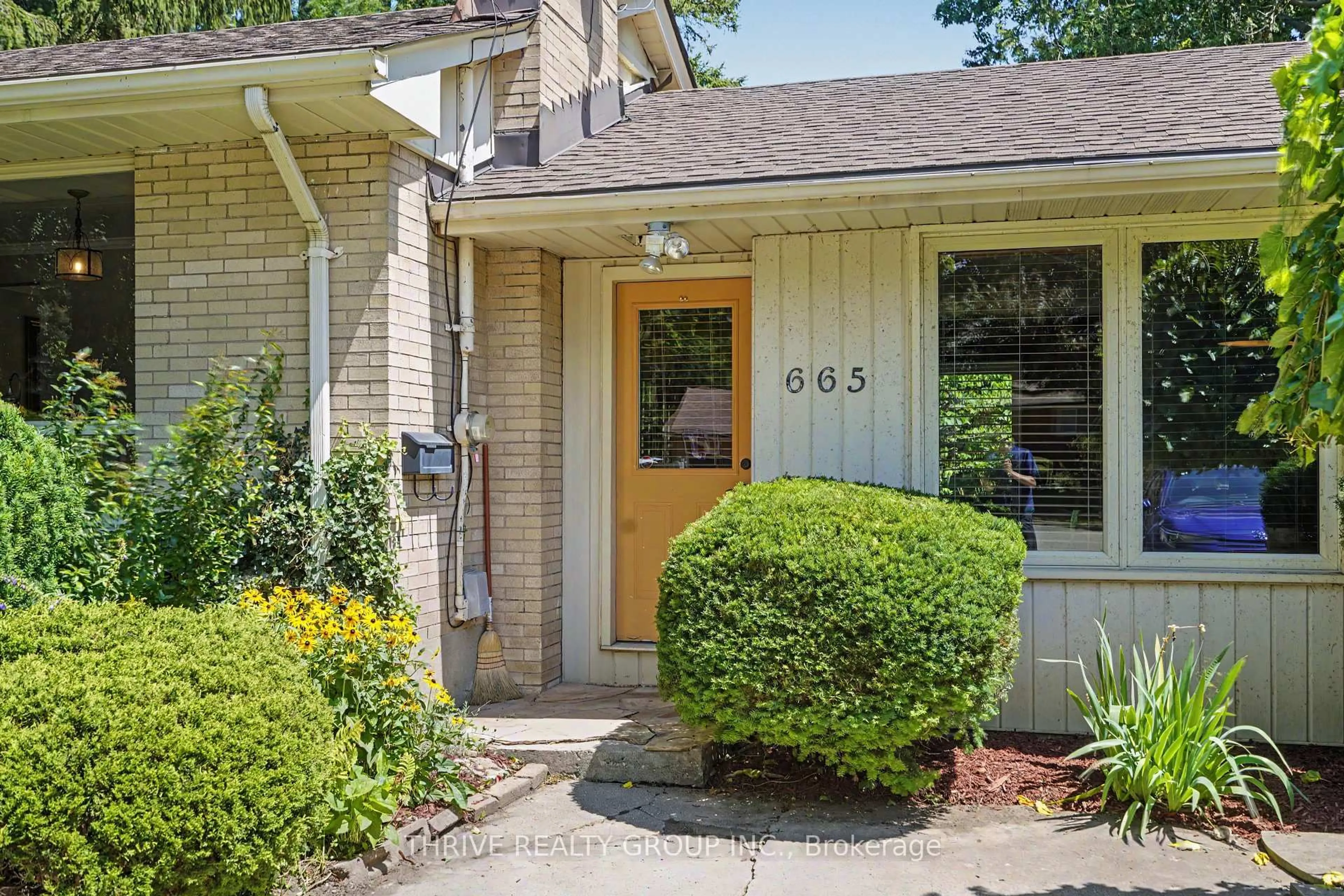 Unknown for 665 Kildare Rd, London North Ontario N6H 3J1