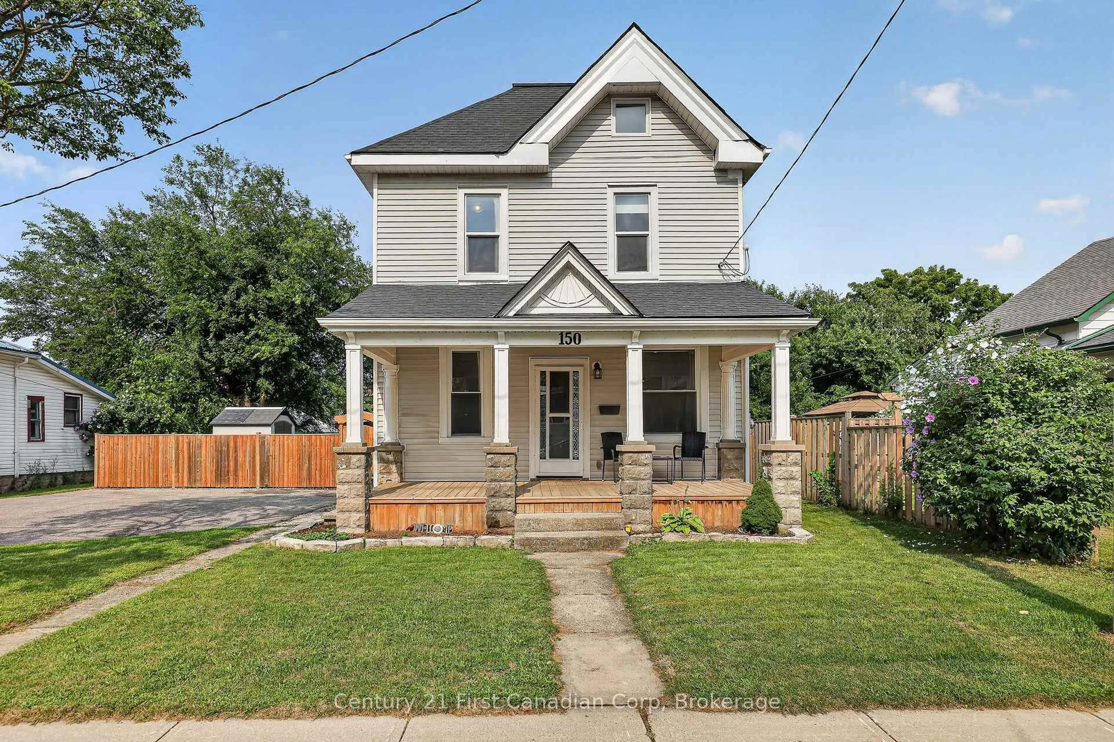 Home with brick exterior material, street for 150 Manitoba St, St. Thomas Ontario N5P 3A4