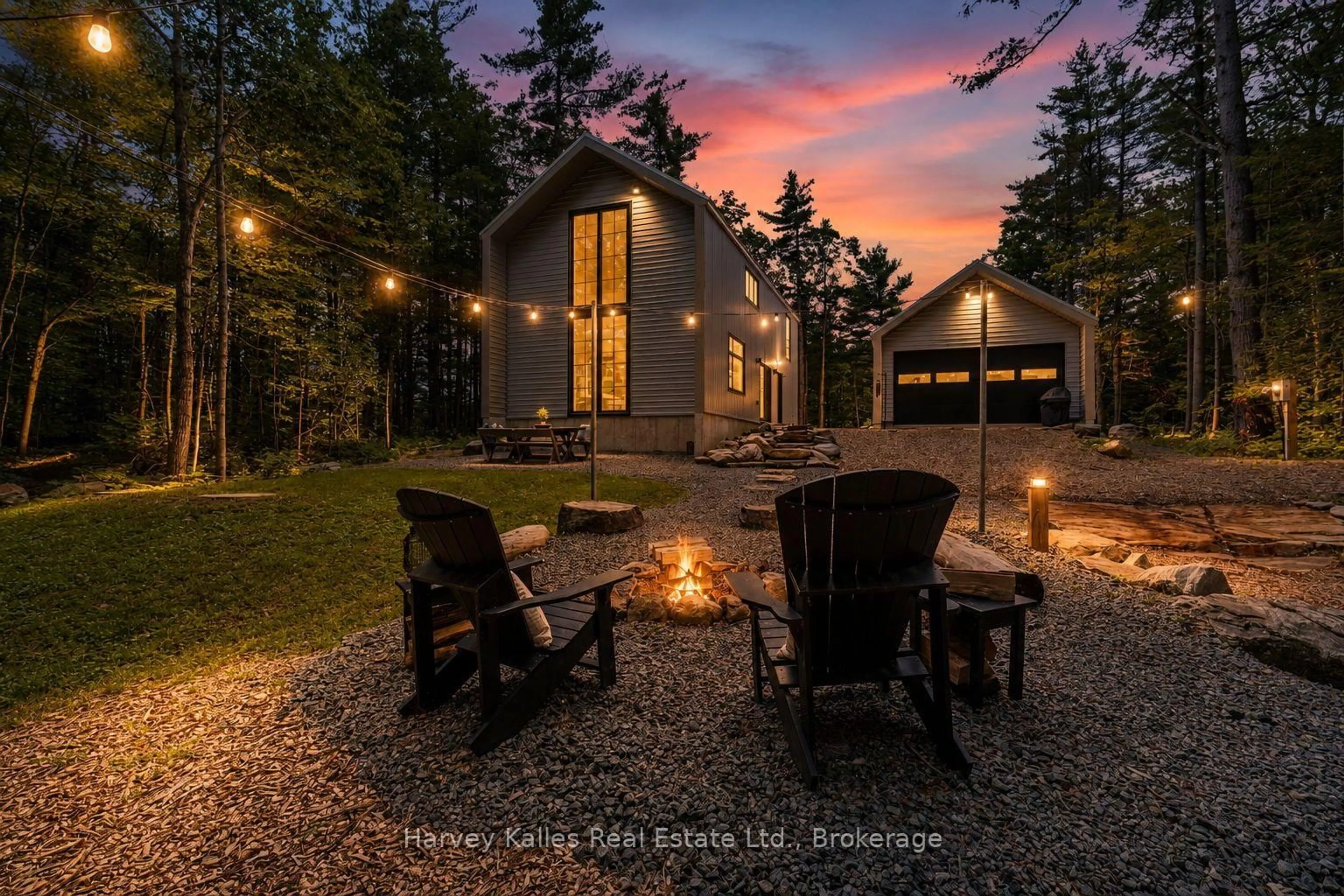 Patio, unknown for 2074 Muskoka 169 Rd, Gravenhurst Ontario P1P 1R1