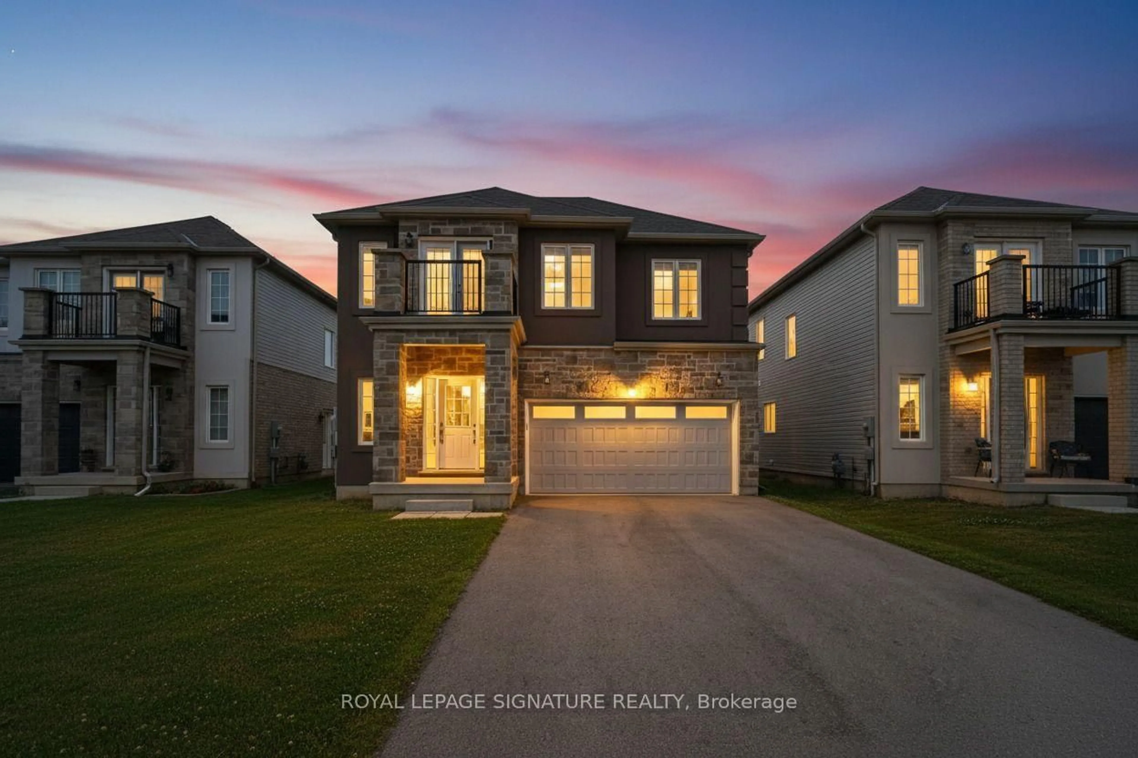 Home with brick exterior material, street for 184 Bethune Ave, Welland Ontario L3B 0H6