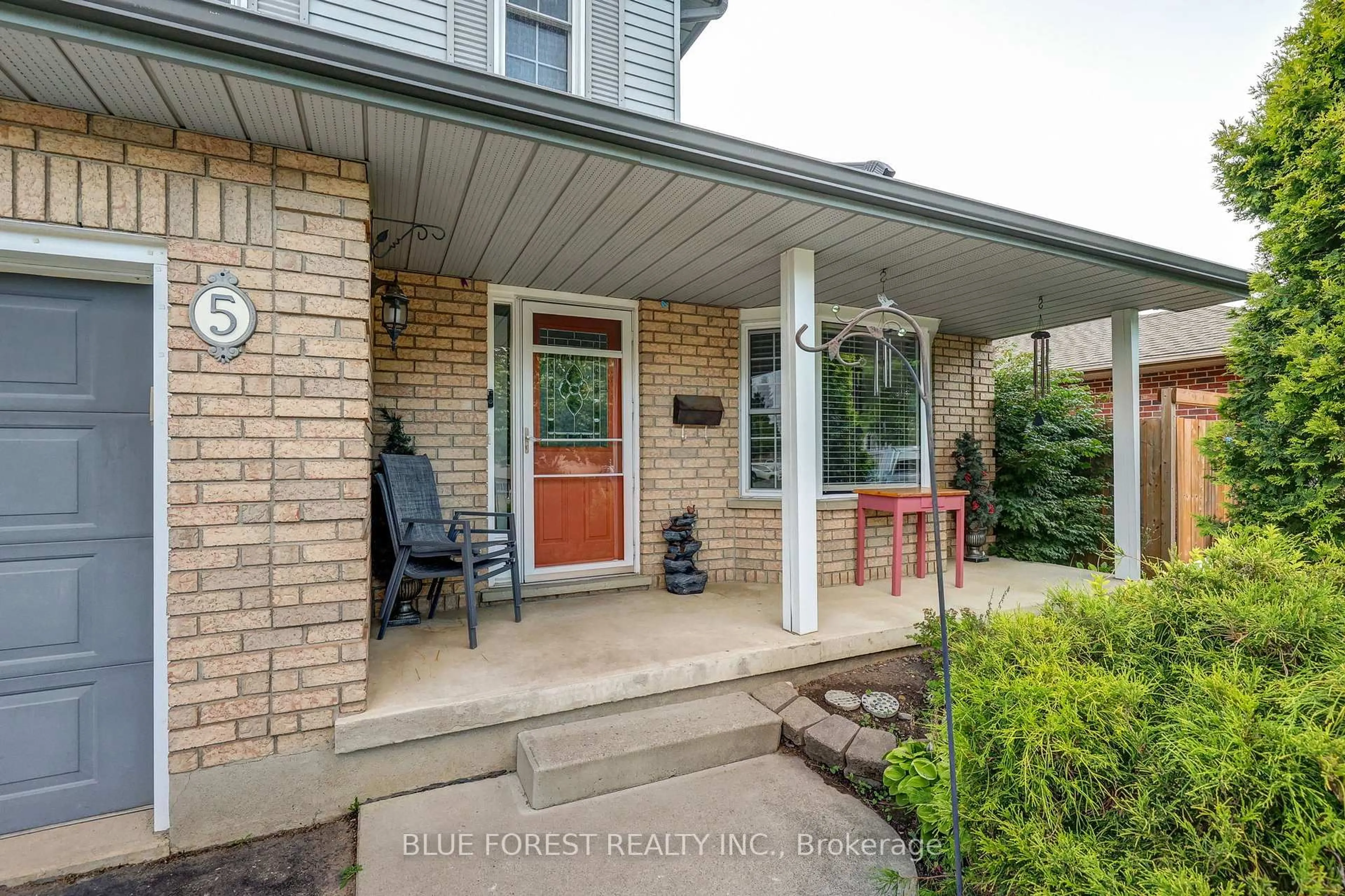 Unknown for 5 BONAPARTE Lane, London East Ontario N5V 4B1