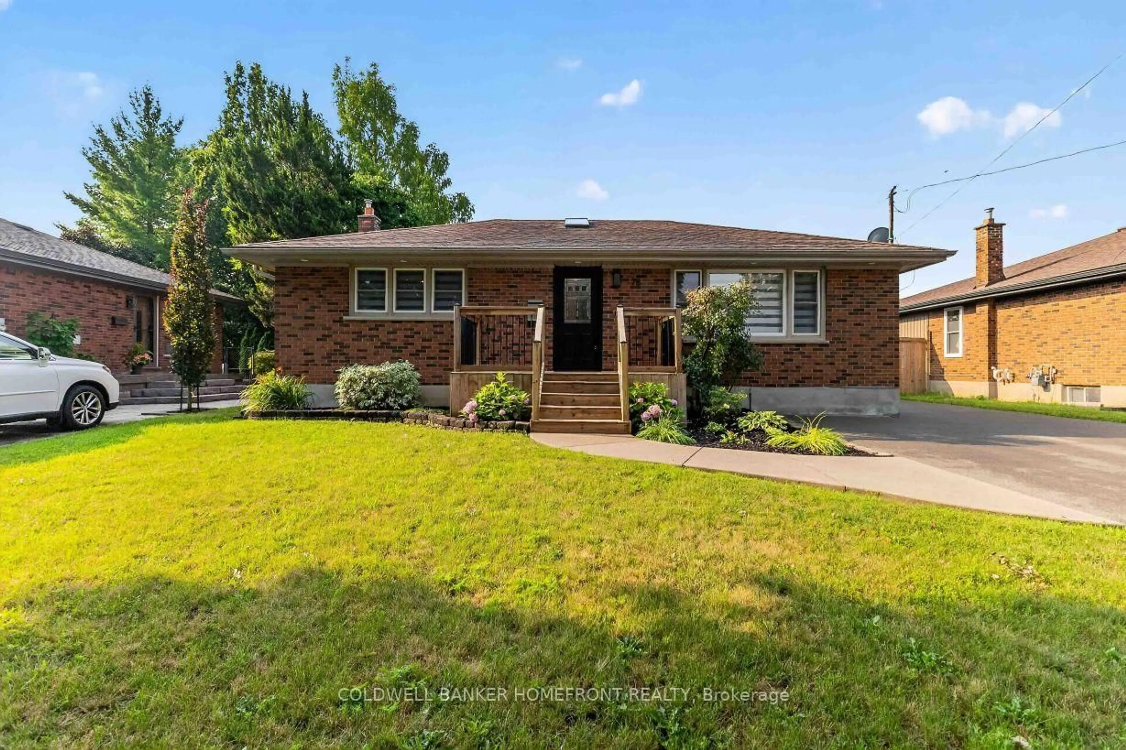 Home with brick exterior material, street for 78 Norman St, Brantford Ontario N3R 2Y2
