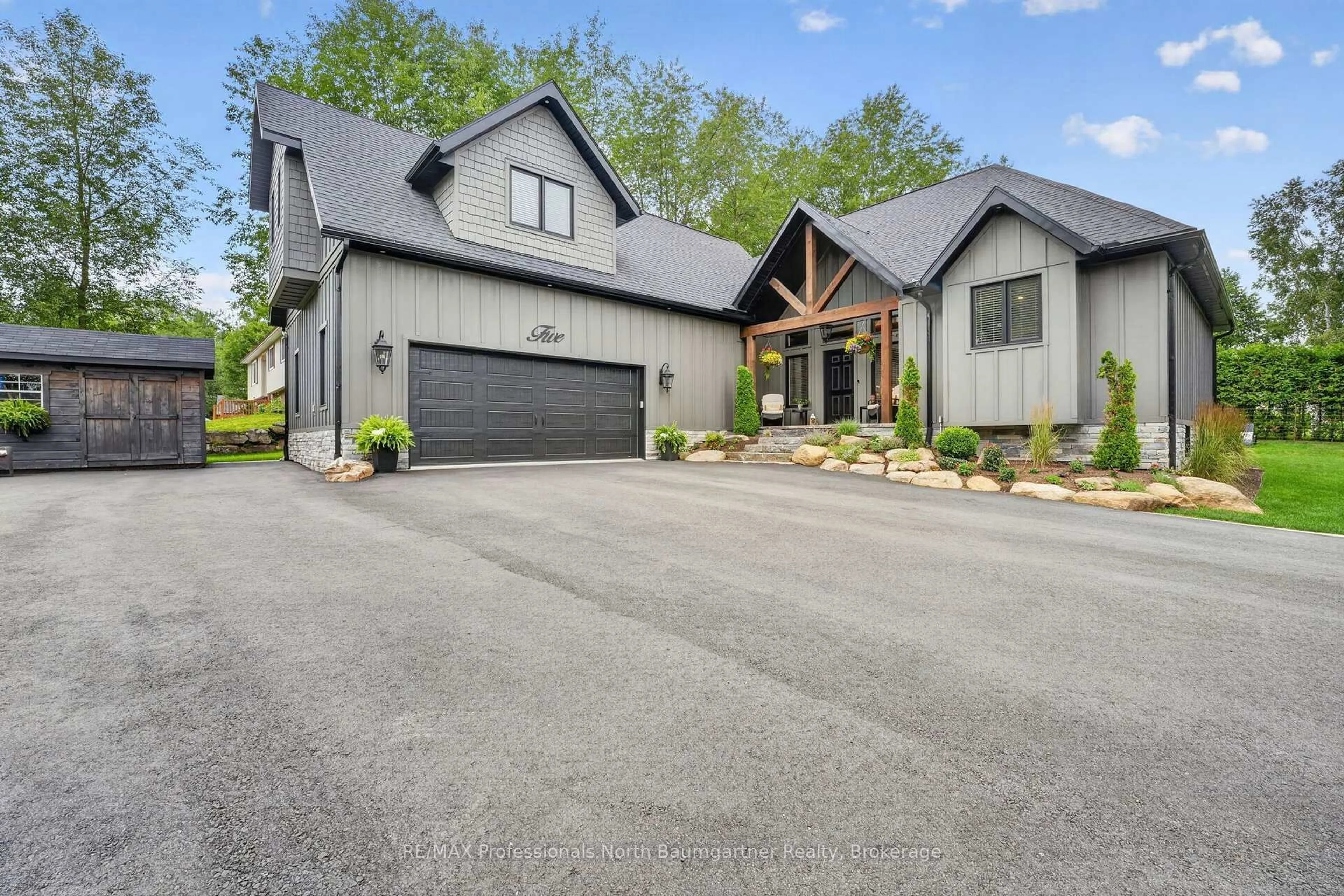 Home with brick exterior material, street for 5 Ploughshare Crt, Dysart et al Ontario K0M 1S0