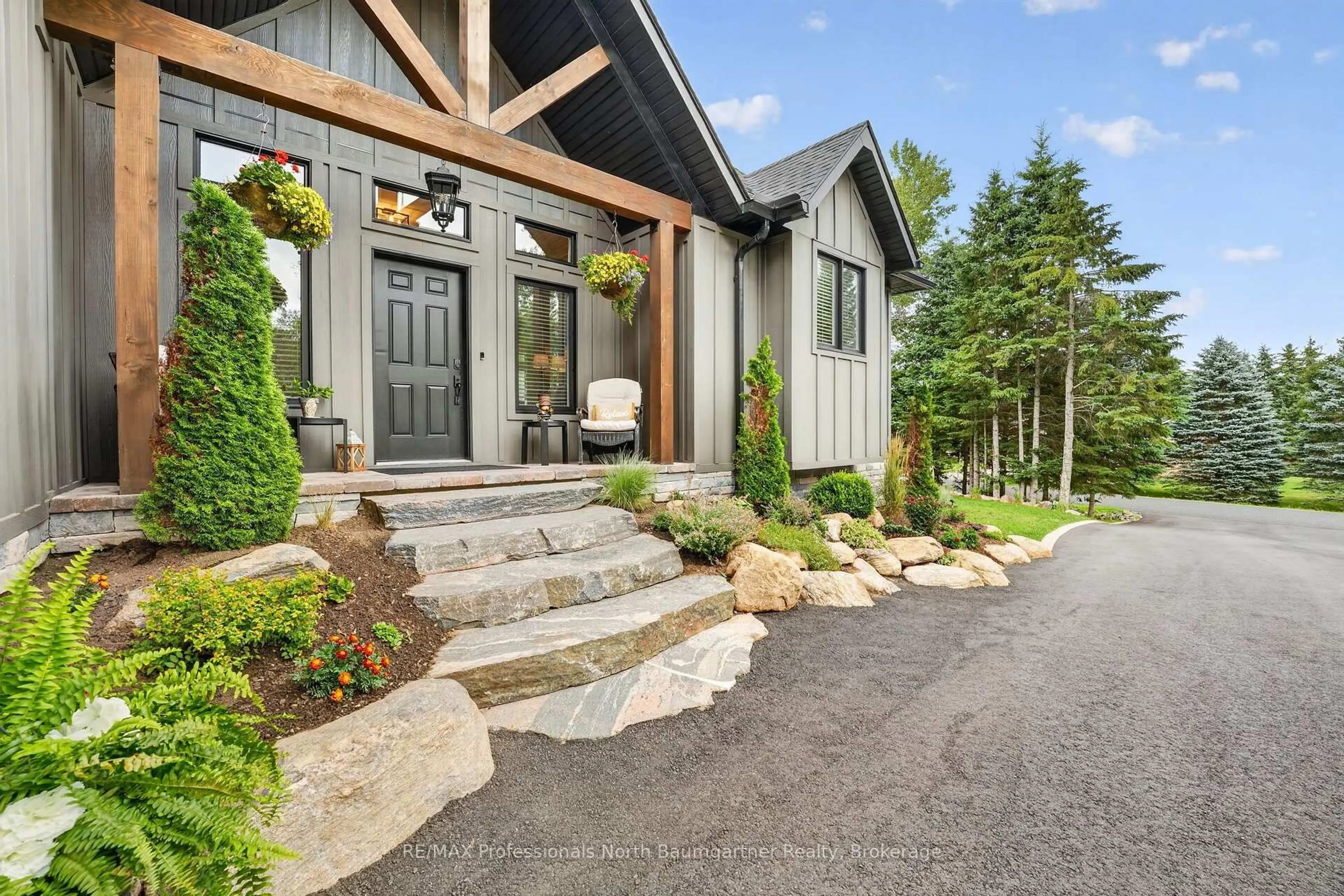 Indoor entryway for 5 Ploughshare Crt, Dysart et al Ontario K0M 1S0