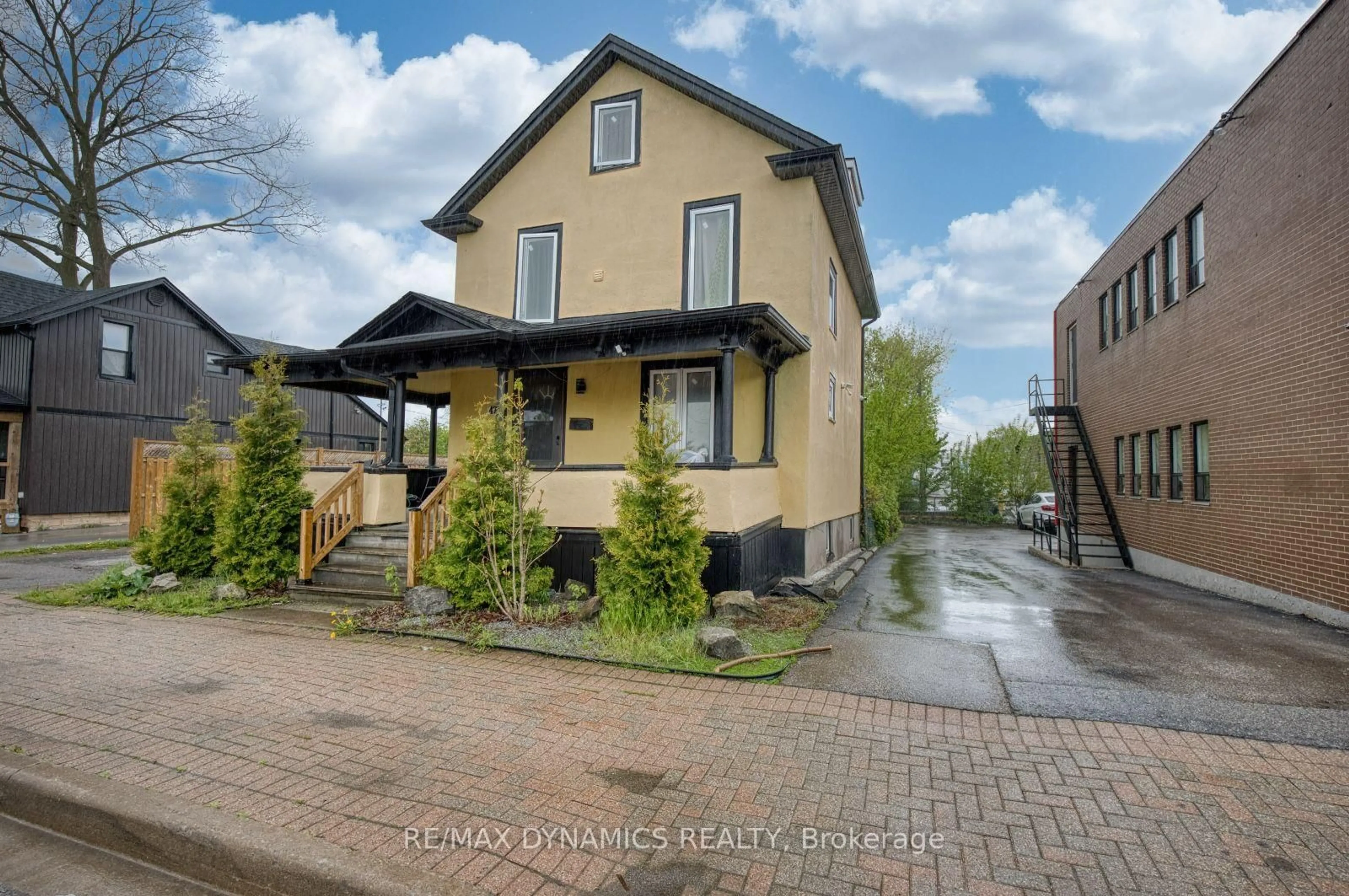Unknown for 4770 Queen St, Niagara Falls Ontario L2E 2M3