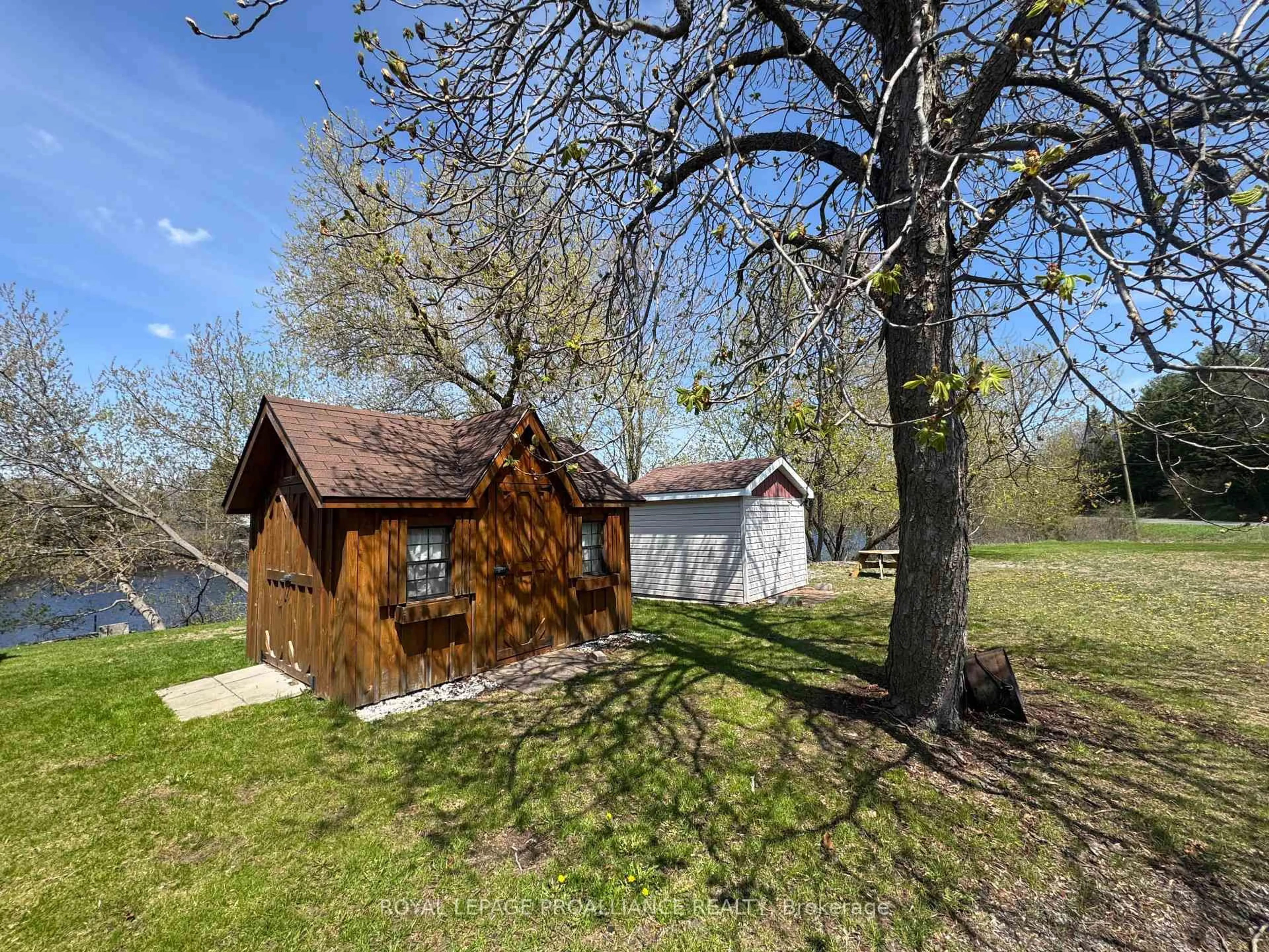 Shed for 81 Scuttlehole Rd, Belleville Ontario K0K 2V0