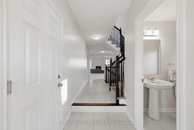 153 Unity Pl, Ottawa 5