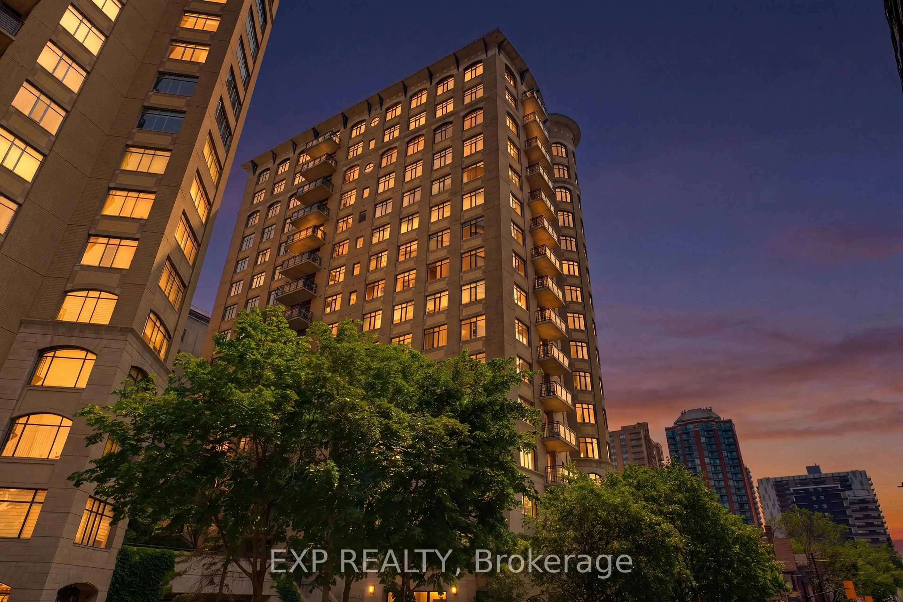 Unknown for 95 Bronson Ave #905, Ottawa Ontario K1R 1E2