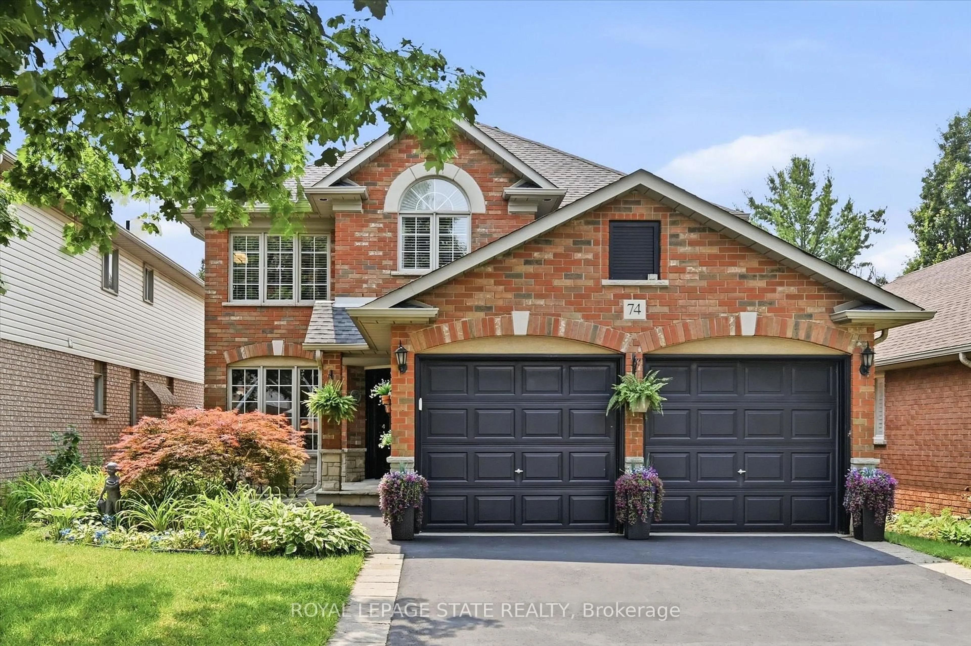 Home with brick exterior material, street for 74 Liam Dr, Hamilton Ontario L9G 4Y1