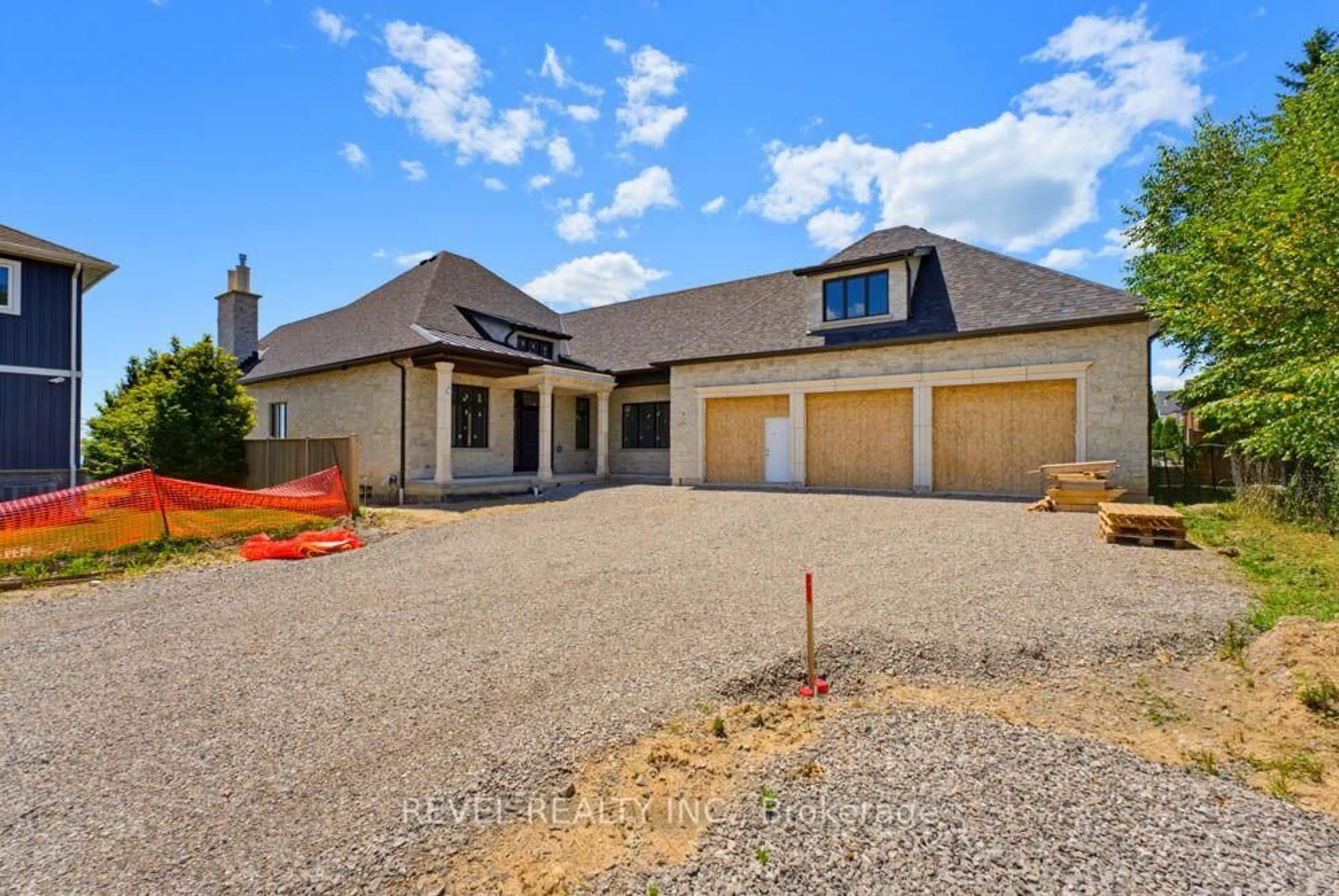 A pic from outside/outdoor area/front of a property/back of a property/a pic from drone, street for 51 Woodhouse Ave, Norfolk Ontario N0A 1N8
