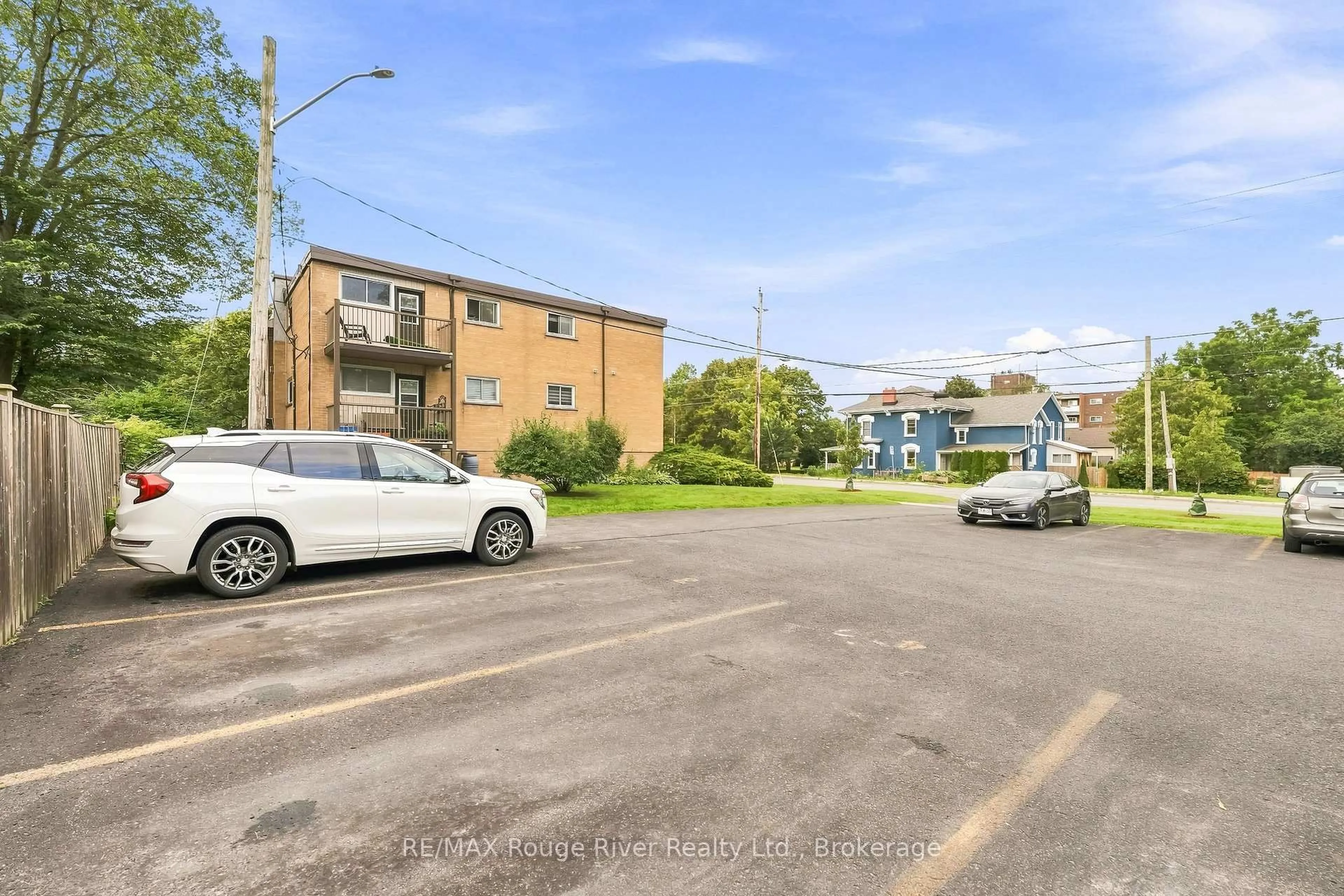 Unknown for 242 D'arcy St #3, Cobourg Ontario K9A 4A3