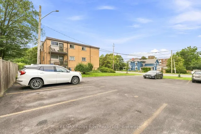 242 D'arcy St #3, Cobourg 4