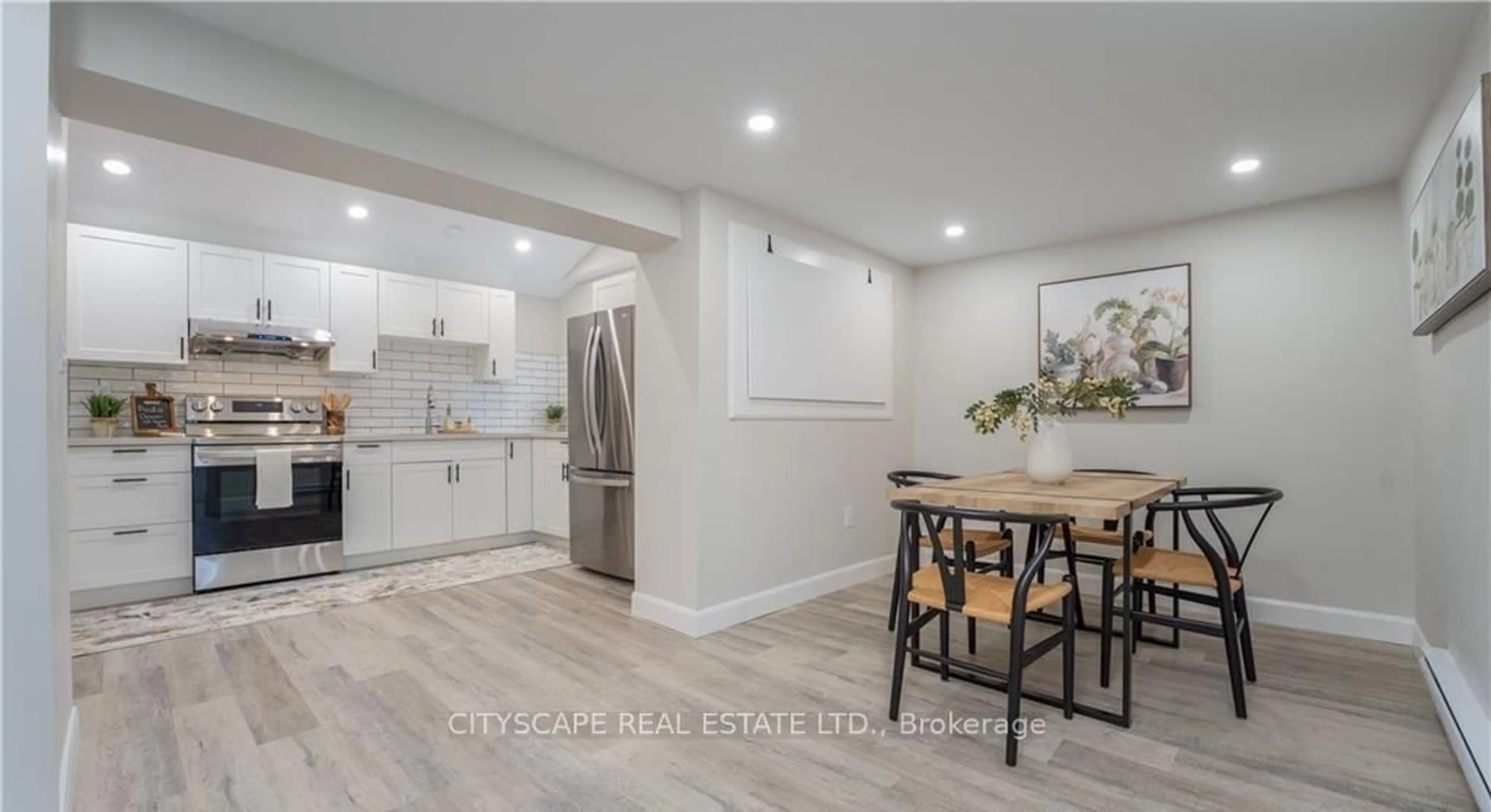 Open concept kitchen, unknown for 14 Mount Elgin St, Brant Ontario N3L 1G3