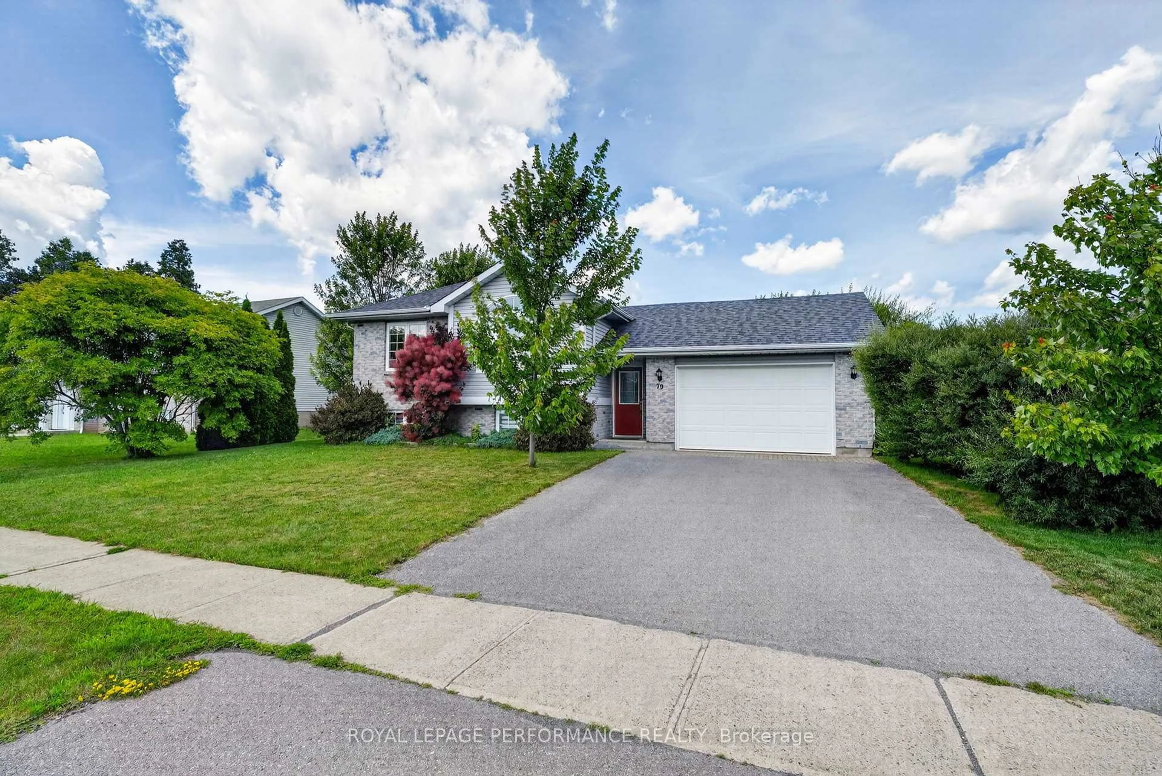 A pic from outside/outdoor area/front of a property/back of a property/a pic from drone, street for 79 Hickory St, South Stormont Ontario K0C 1M0