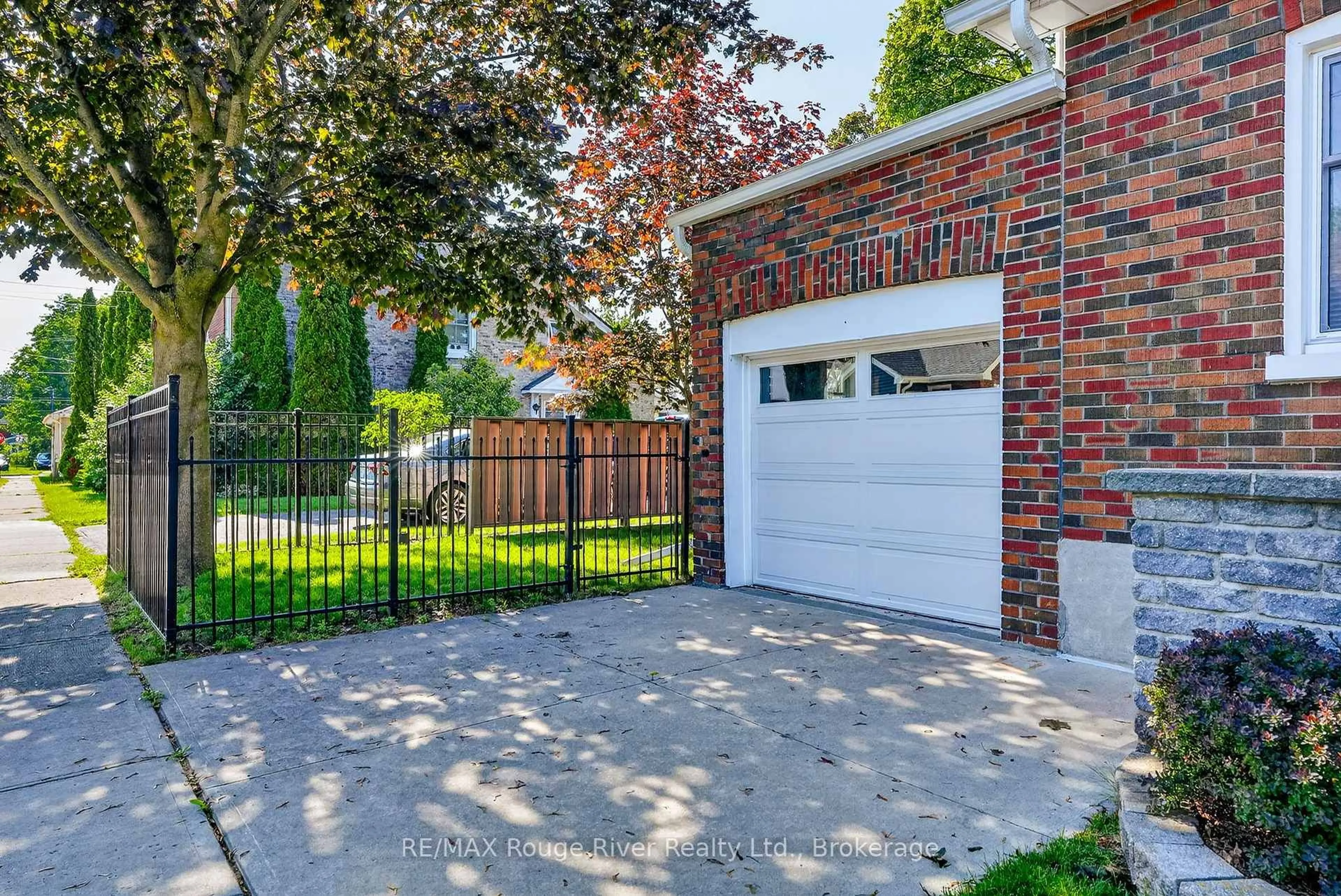 Home with brick exterior material, street for 102 Havelock St, Cobourg Ontario K9A 2J7