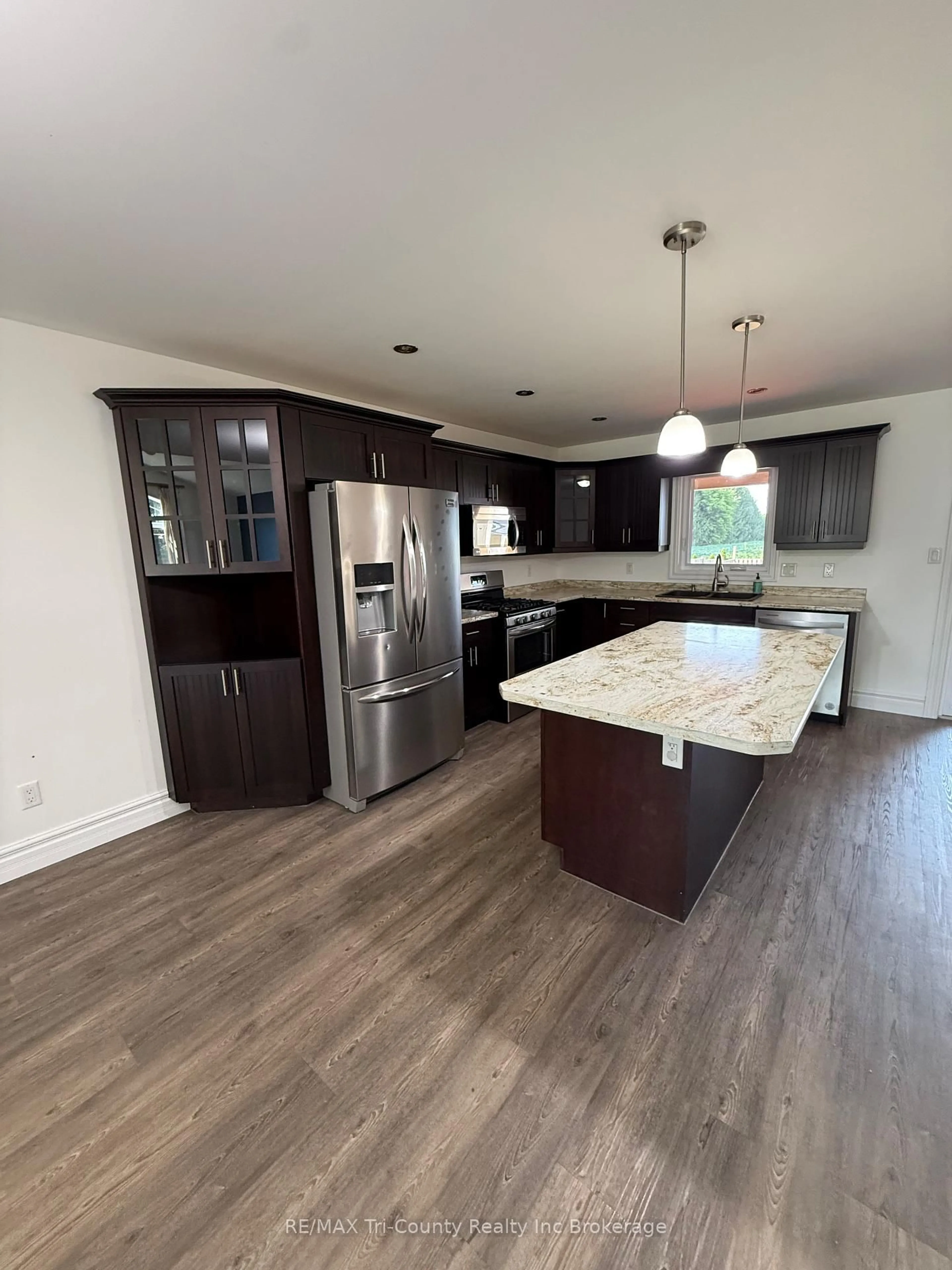 Open concept kitchen, unknown for 56246 Donnelly Dr, Bayham Ontario N0J 1Y0