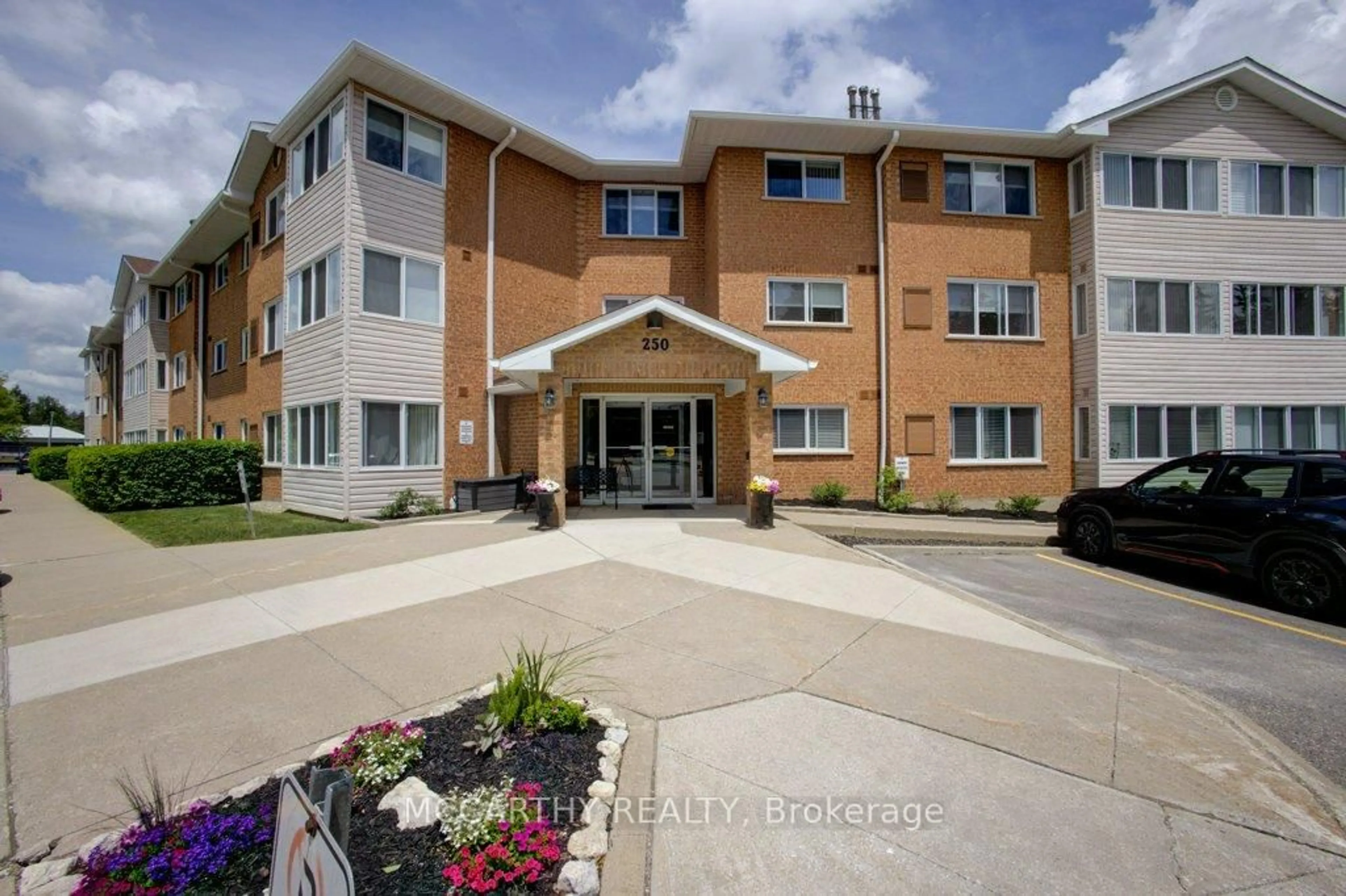 Unknown for 250 Robert St #300, Shelburne Ontario L9V 3P9