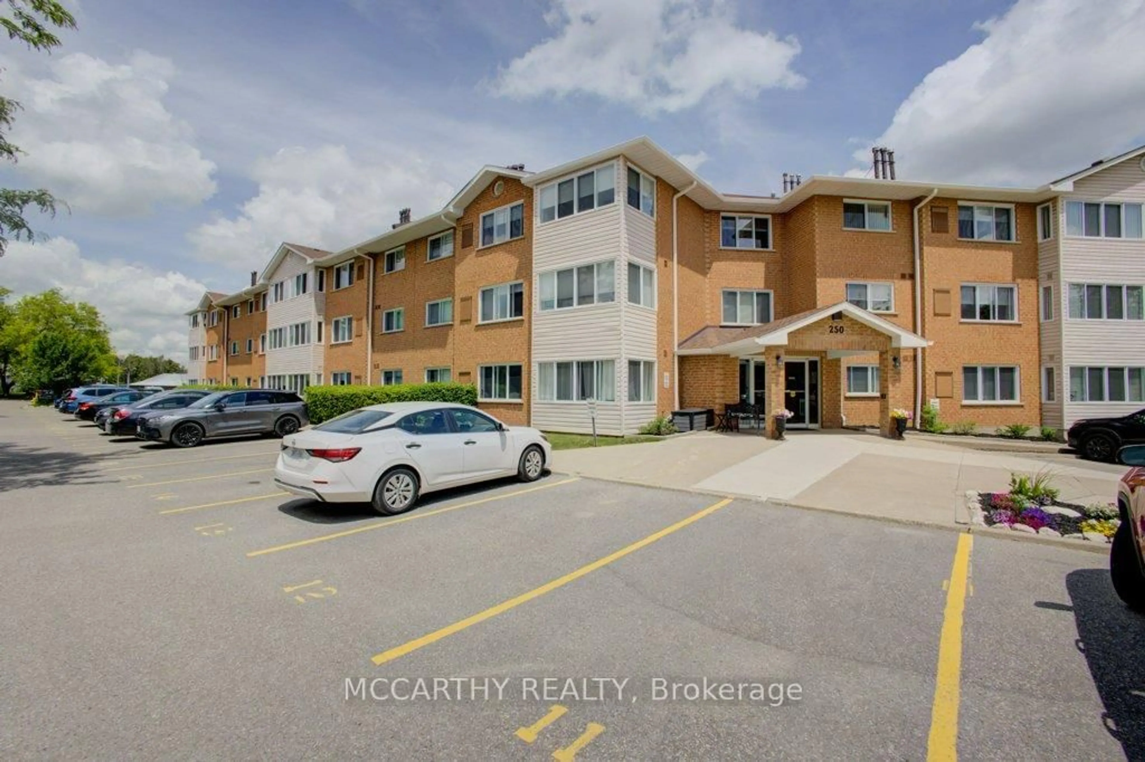 Unknown for 250 Robert St #300, Shelburne Ontario L9V 3P9