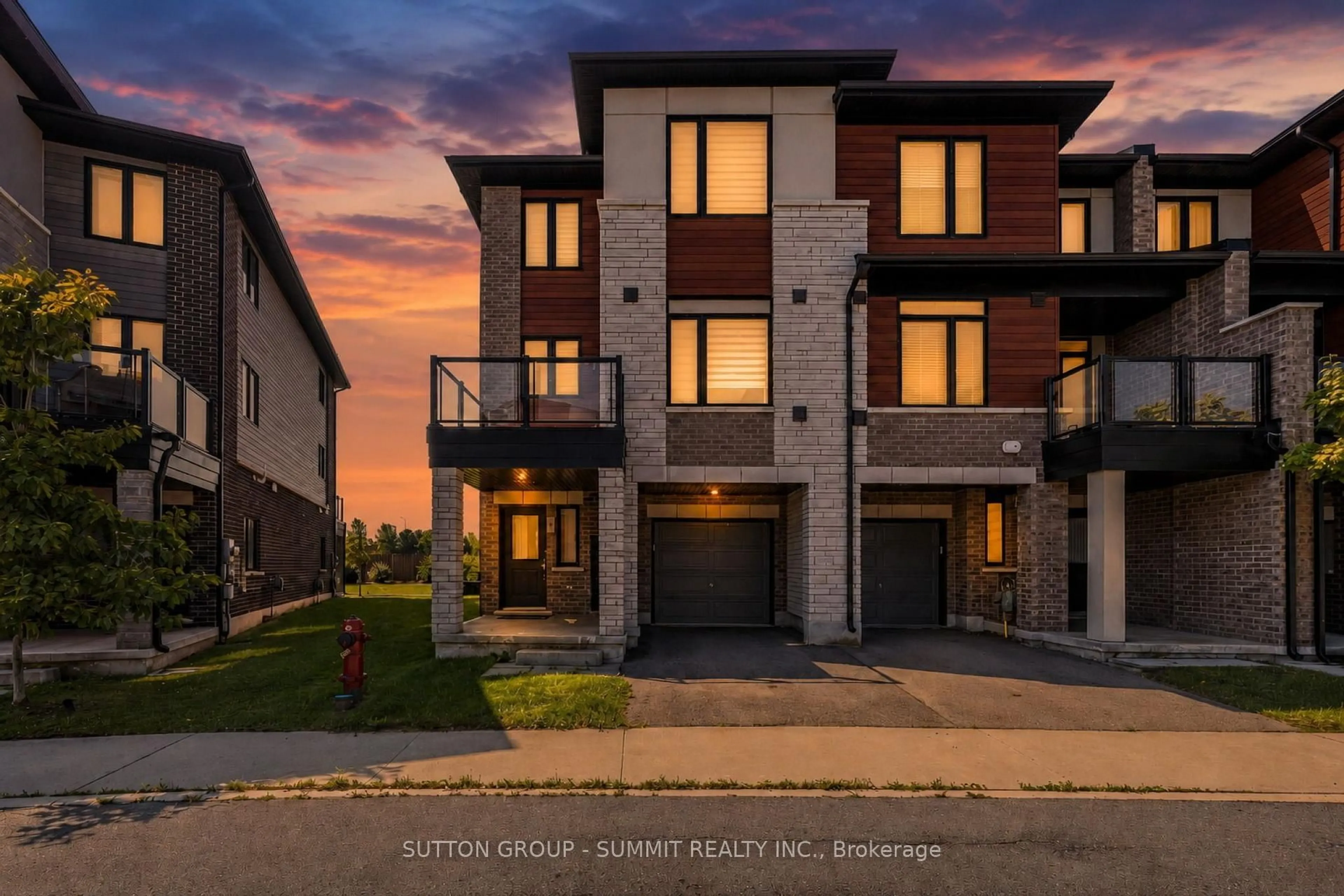 Home with brick exterior material, street for 590 NORTH SERVICE Rd #93, Hamilton Ontario L8E 0K5