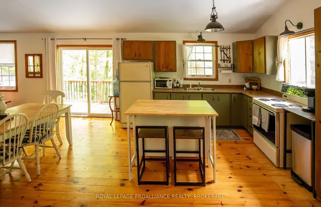 1101 Price Rd, Arden 5