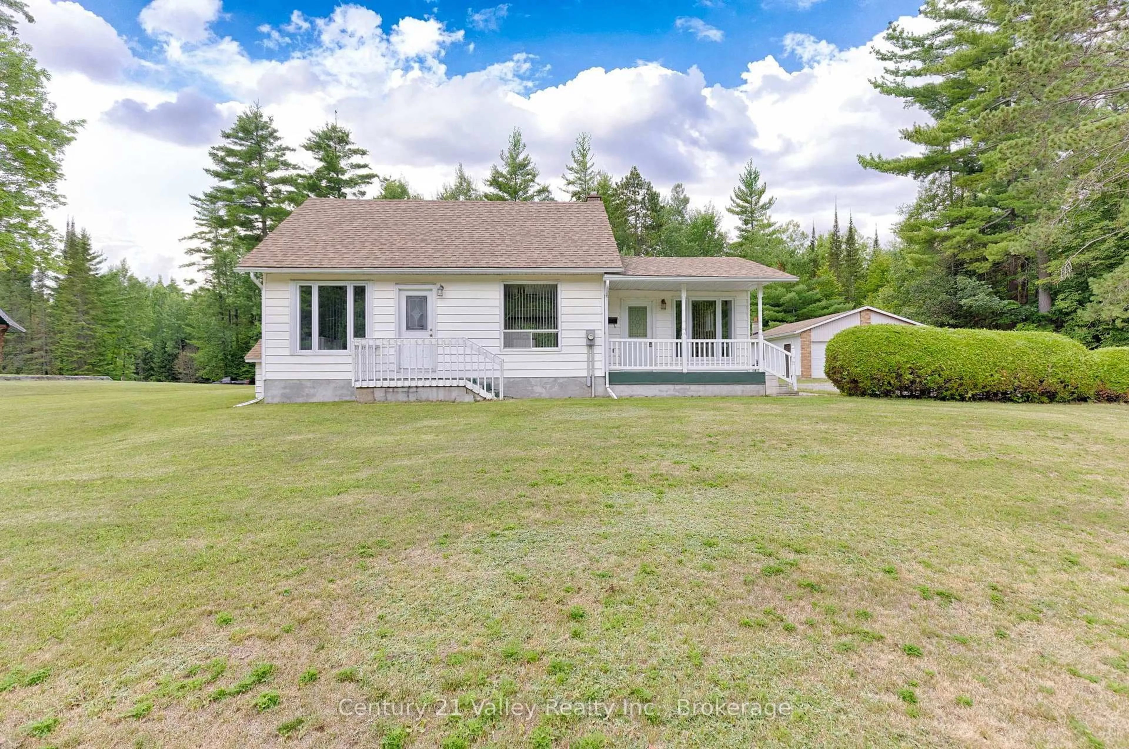 Unknown for 33949 41 Highway, Eganville Ontario K0J 1T0