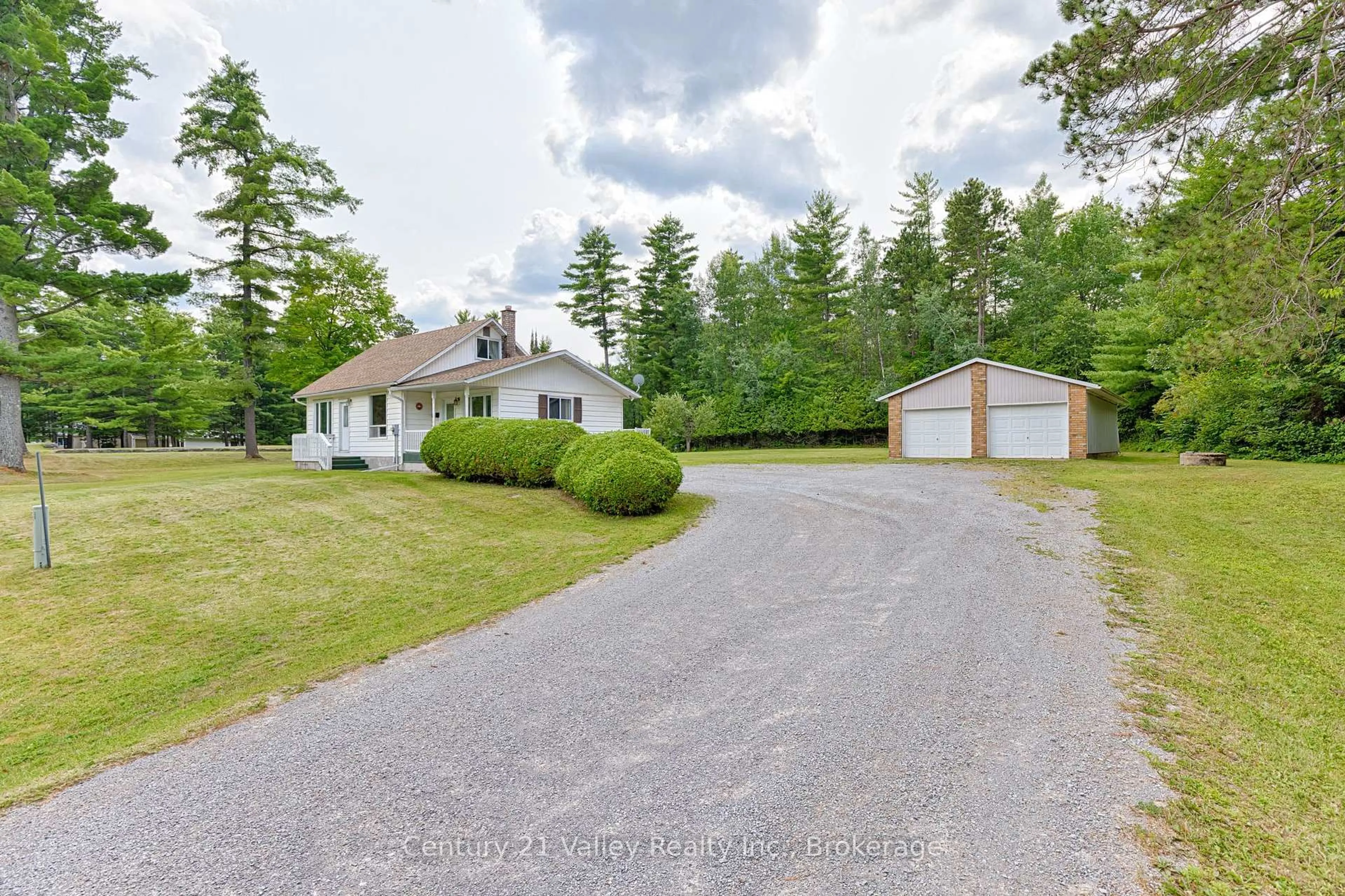 A pic from outside/outdoor area/front of a property/back of a property/a pic from drone, street for 33949 41 Highway, Eganville Ontario K0J 1T0