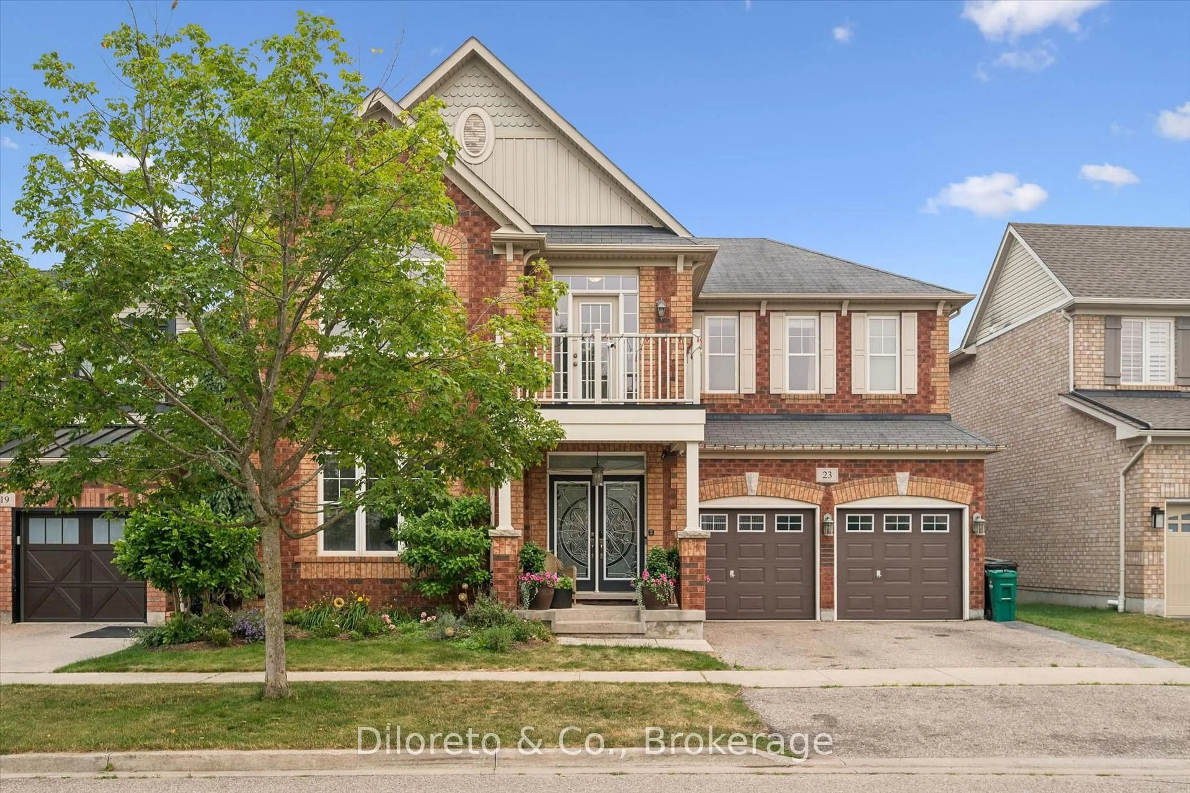 Home with brick exterior material, street for 23 Lands Crt, Cambridge Ontario N3C 0B7