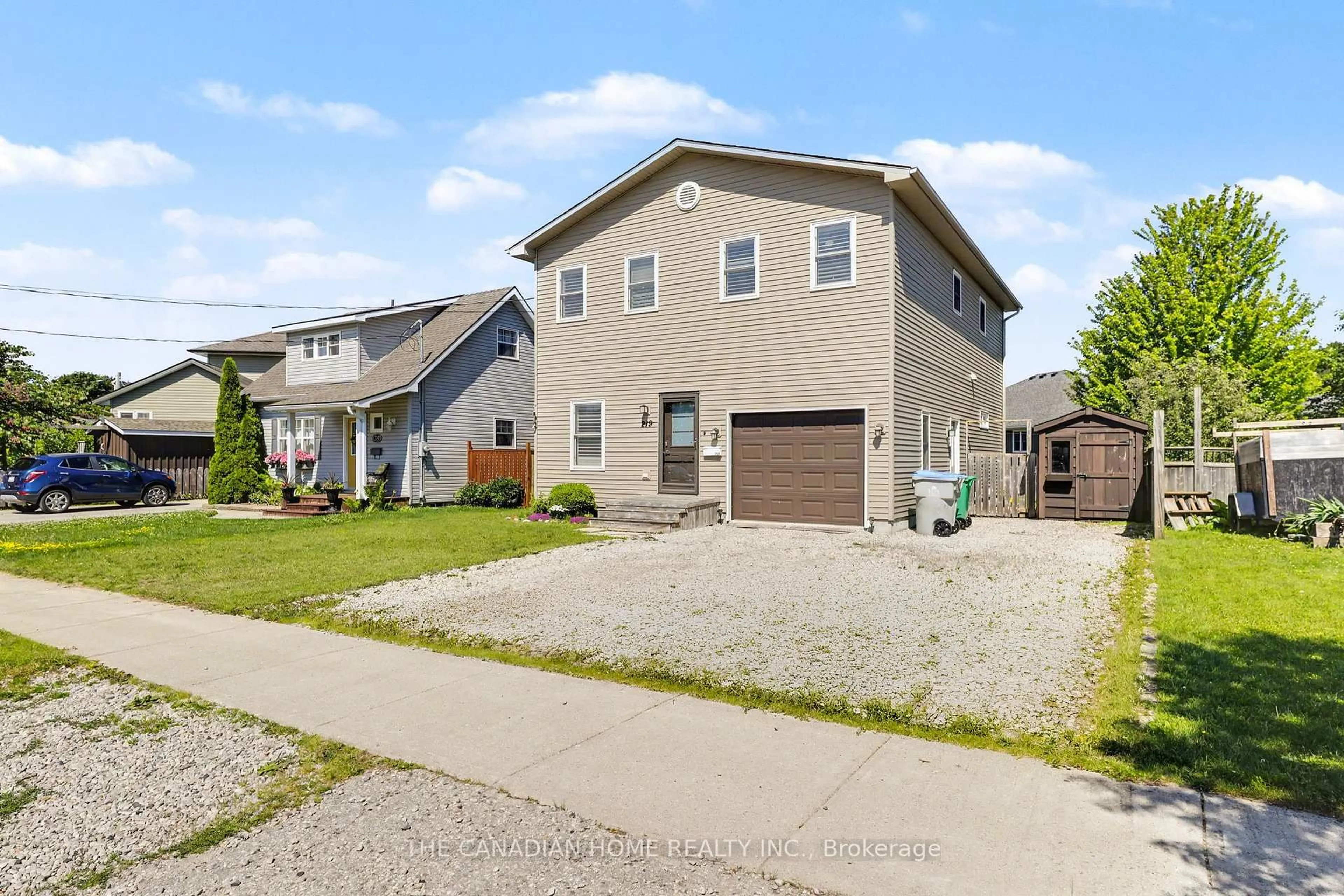 Home with vinyl exterior material, street for 219 PICTON St, Goderich Ontario N7A 1K1