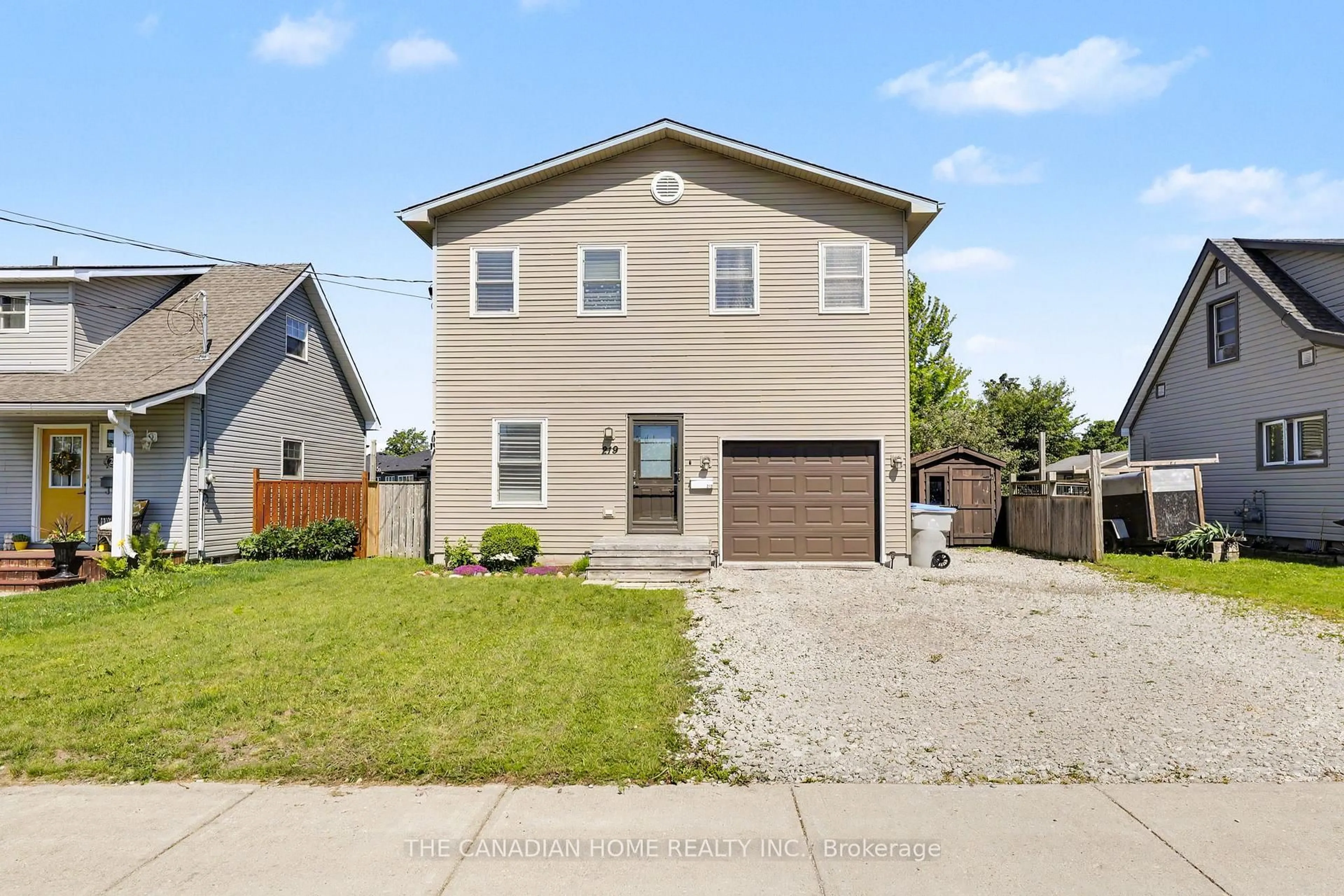 Home with vinyl exterior material, street for 219 PICTON St, Goderich Ontario N7A 1K1