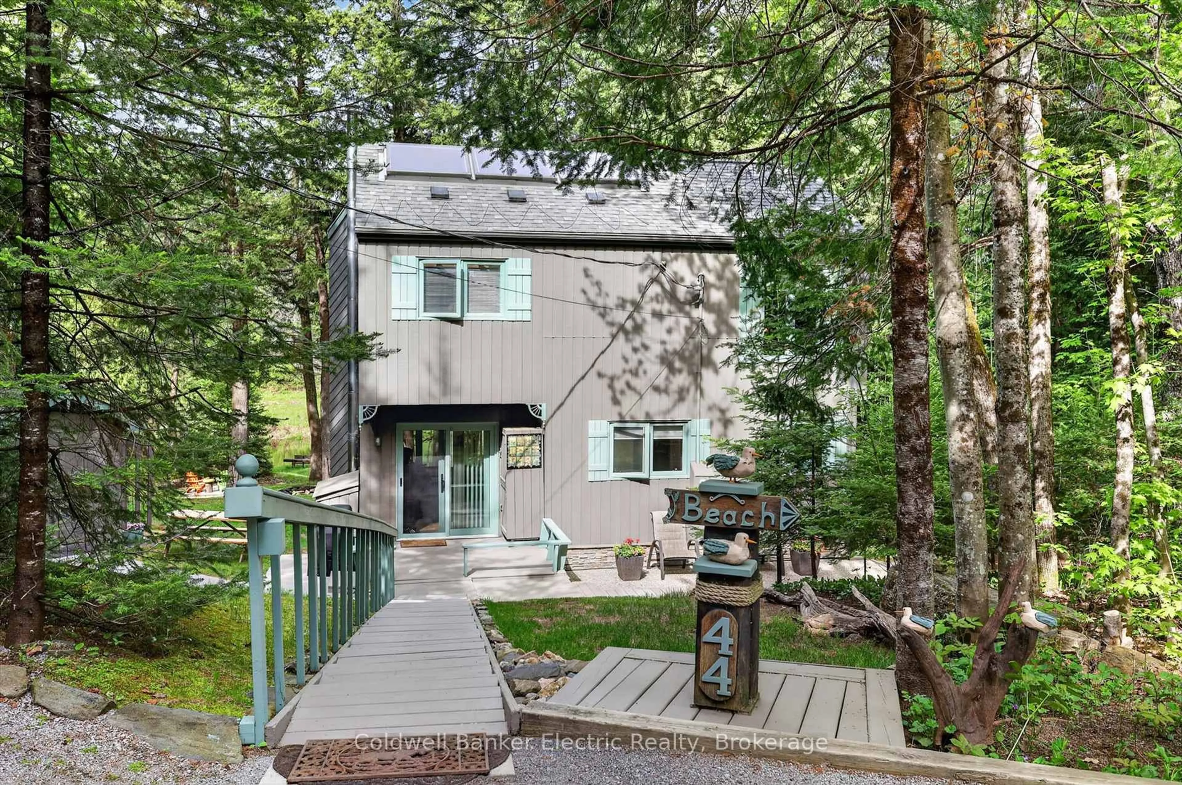 Unknown for 44 Lean Dr, North Kawartha Ontario K0L 1A0