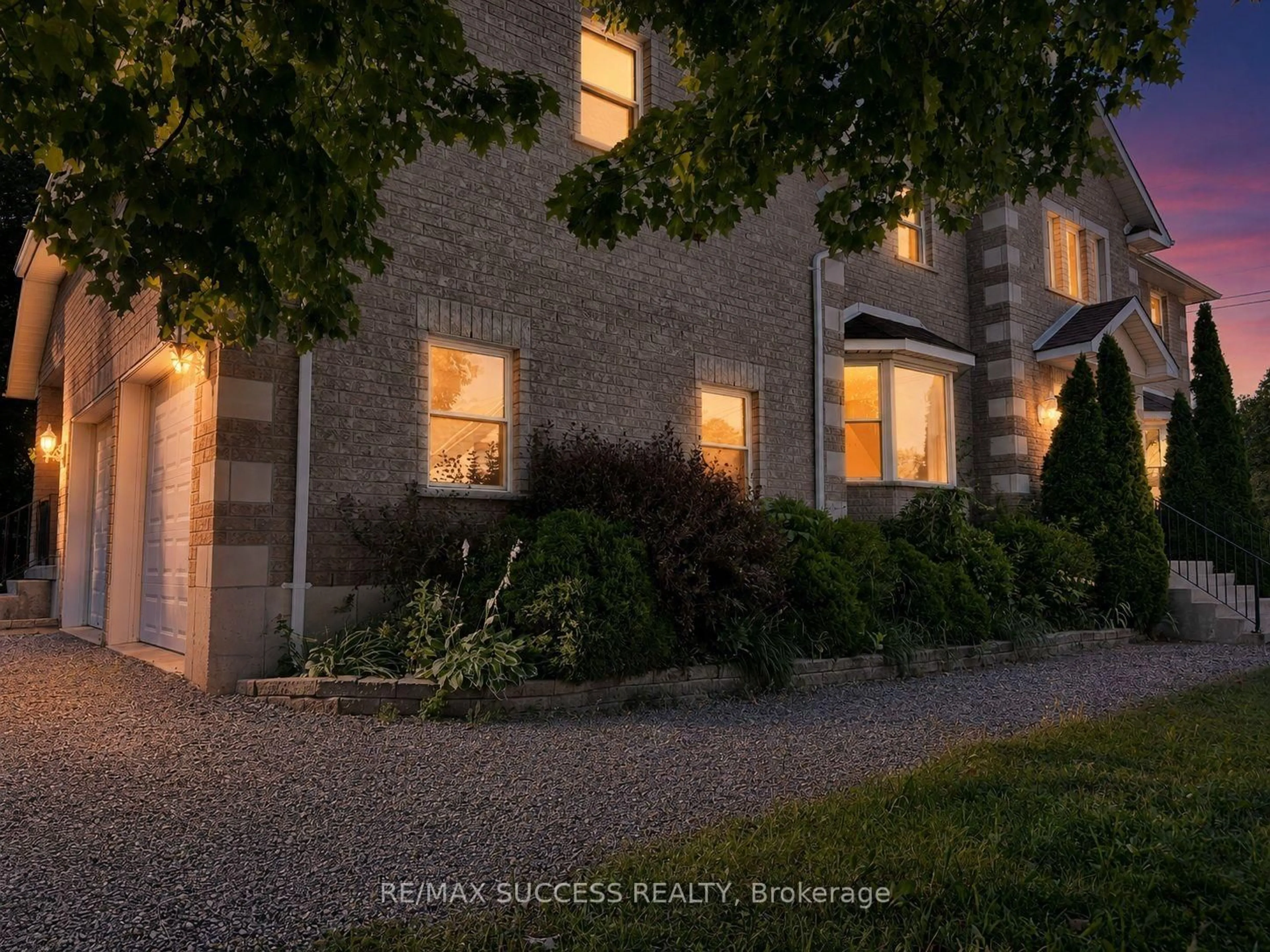 Unknown for 4 Palmer St, Norfolk Ontario N0E 1S0