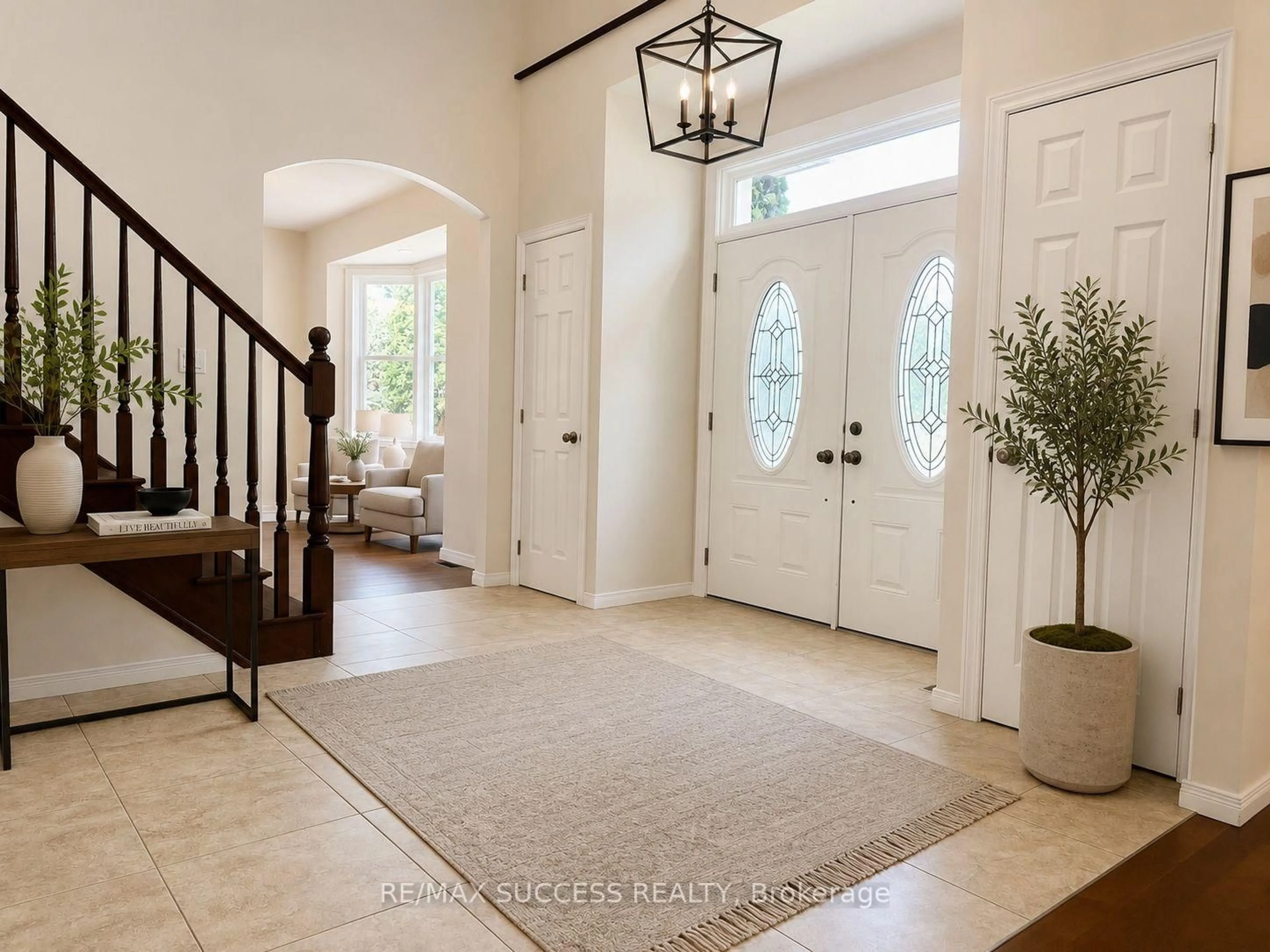 Indoor entryway for 4 Palmer St, Norfolk Ontario N0E 1S0