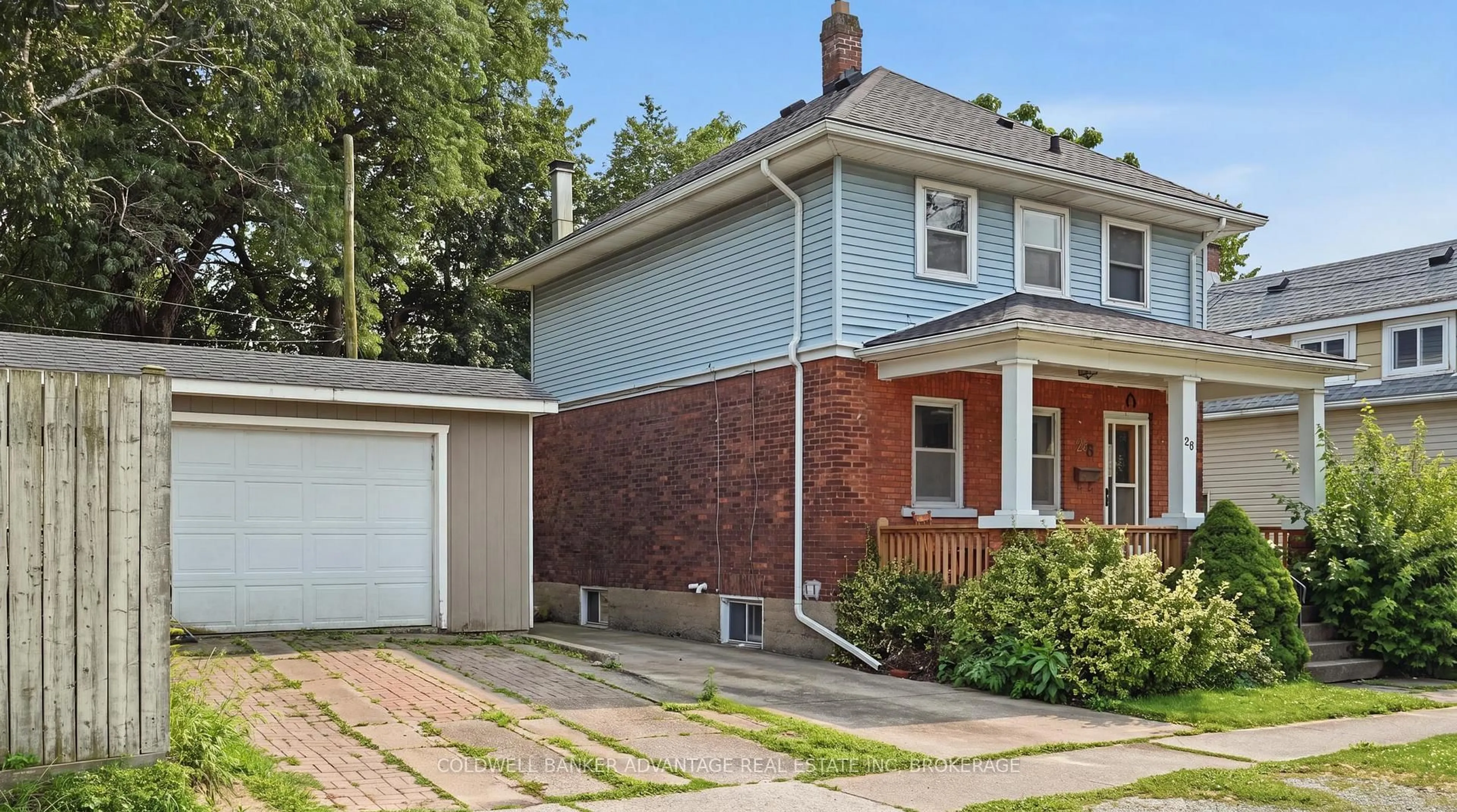 Home with brick exterior material, street for 28 Dacotah St, St. Catharines Ontario L2R 1Z4