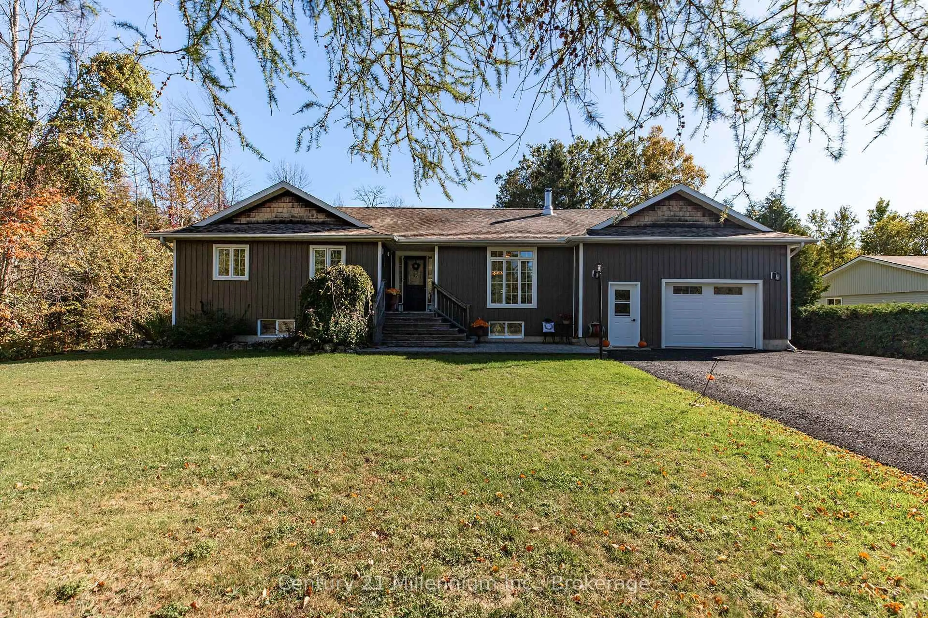 Home with vinyl exterior material, street for 23 Pierce St, South Bruce Peninsula Ontario N0H 2T0