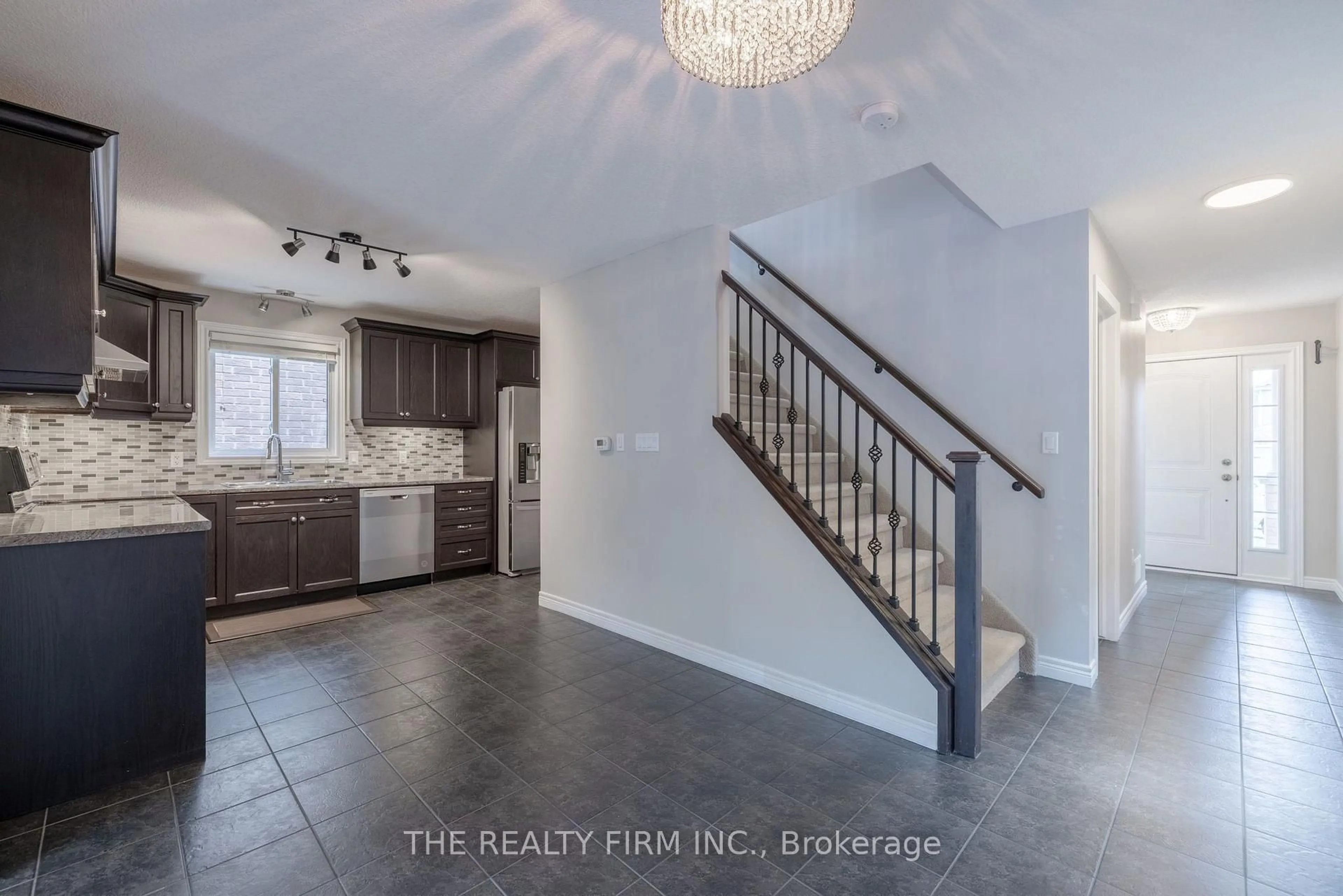 Open concept kitchen, ceramic/tile floor for 1167 Whetherfield St, London North Ontario N6H 5X1