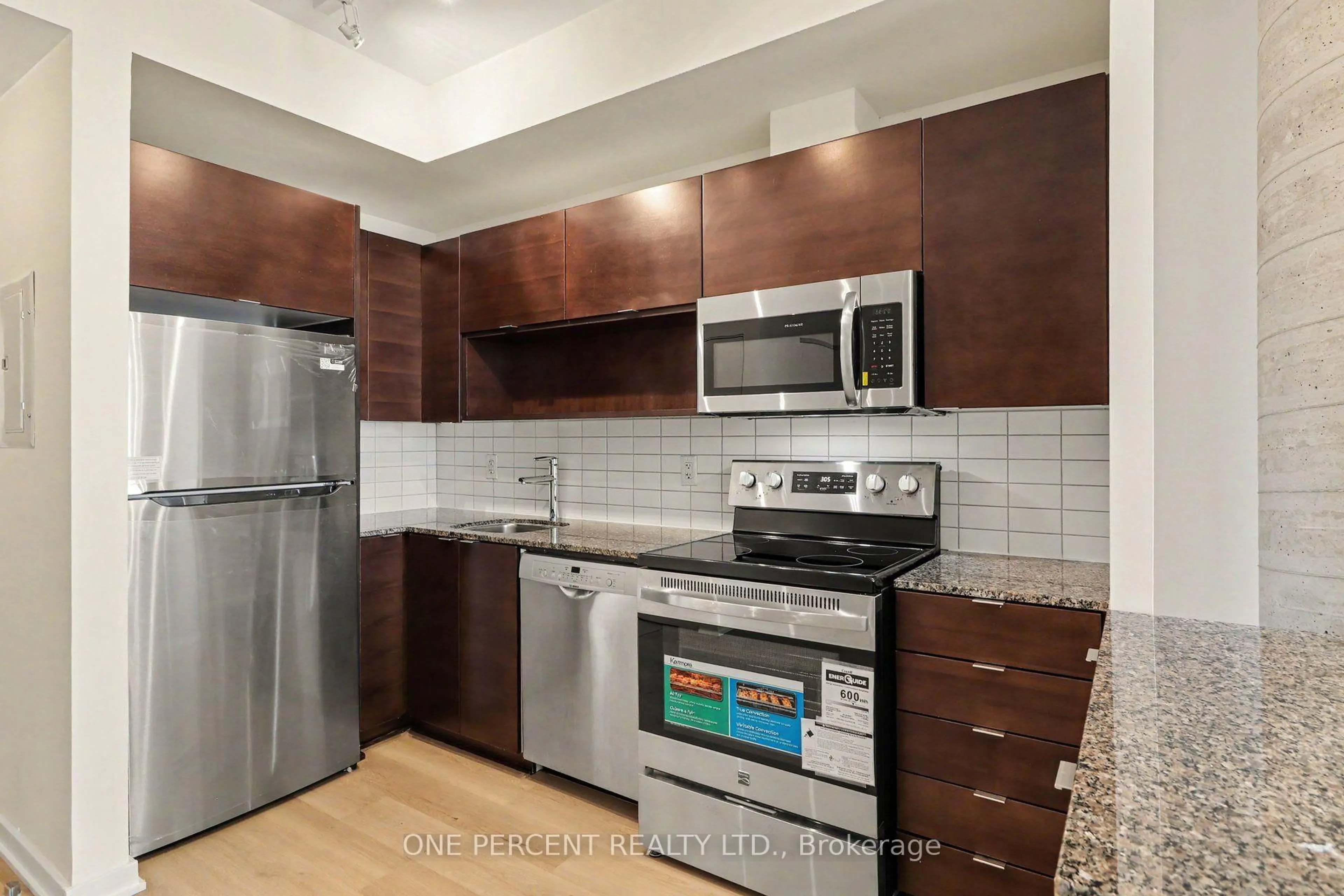 Standard kitchen, unknown for 324 Laurier Ave #2008, Ottawa Ontario K1N 6P6