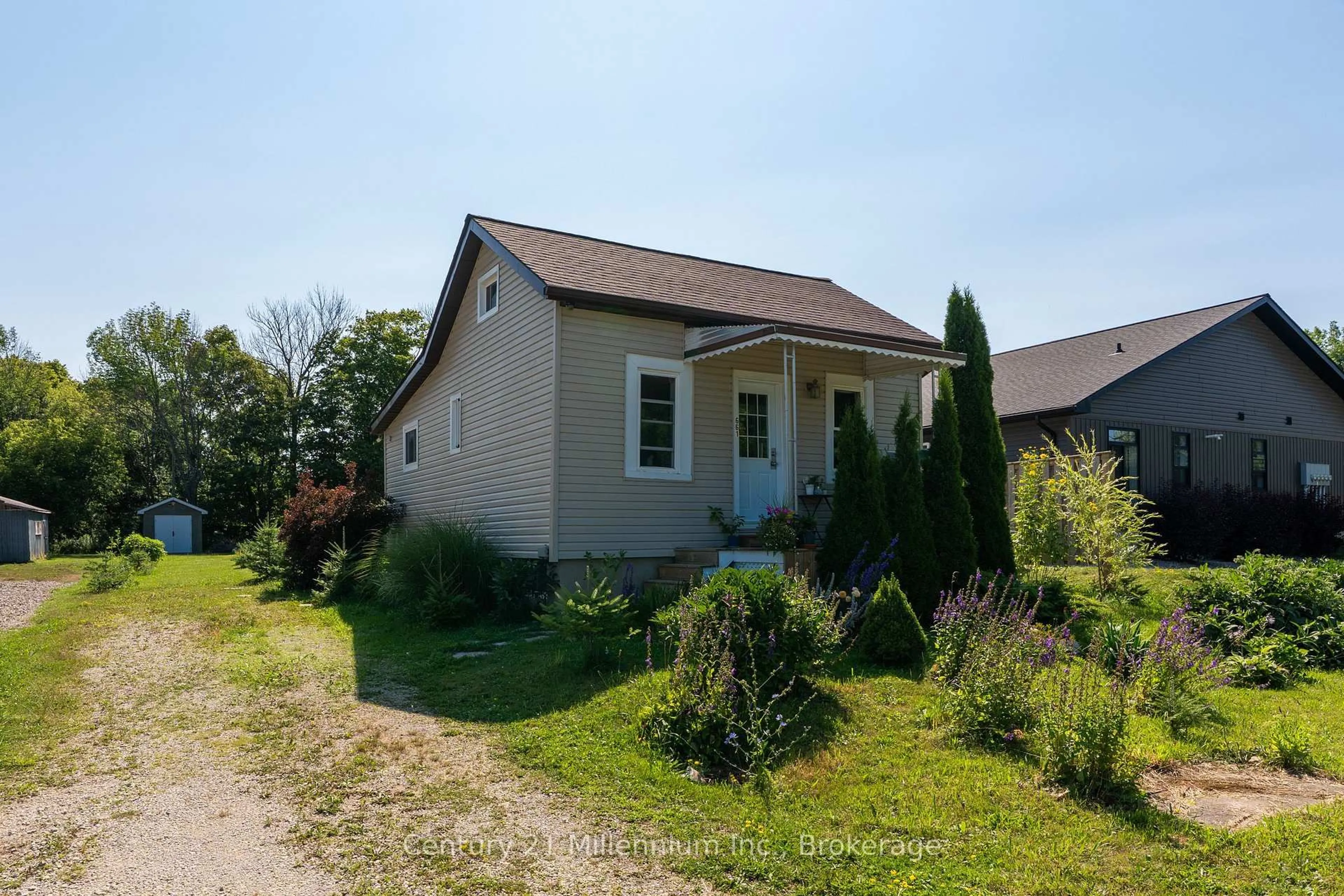 Shed for 661 Watson St, South Bruce Peninsula Ontario N0H 2T0