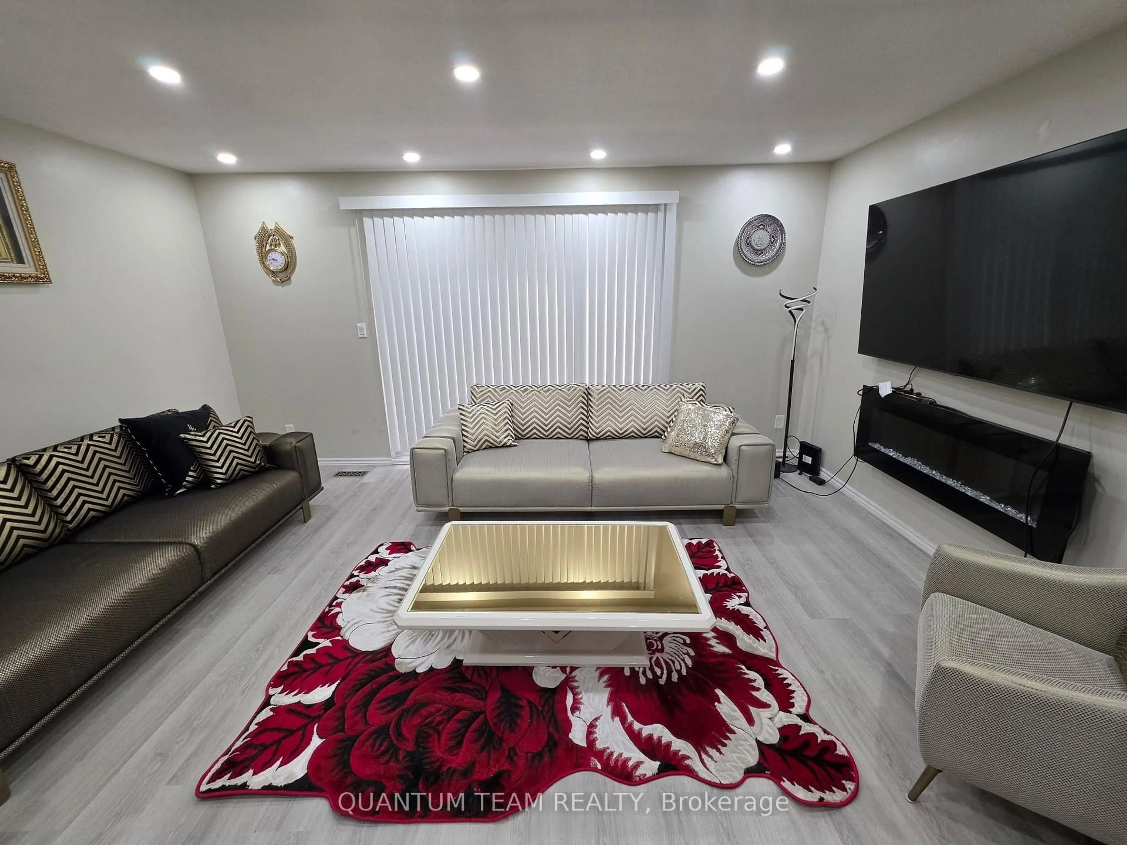 Living room with furniture, unknown for 5982 Dunn St #49, Niagara Falls Ontario L2G 7J9