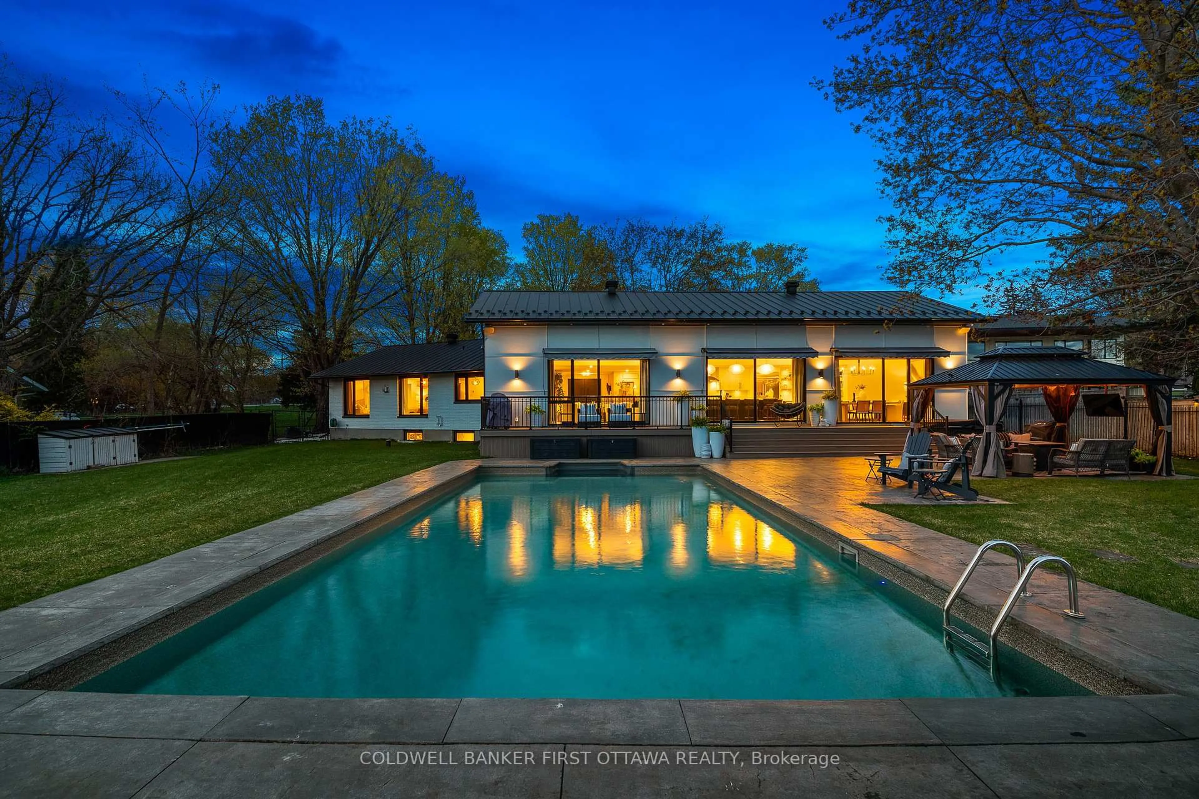 Pool for 1060 River Rd, Ottawa Ontario K4M 1B4