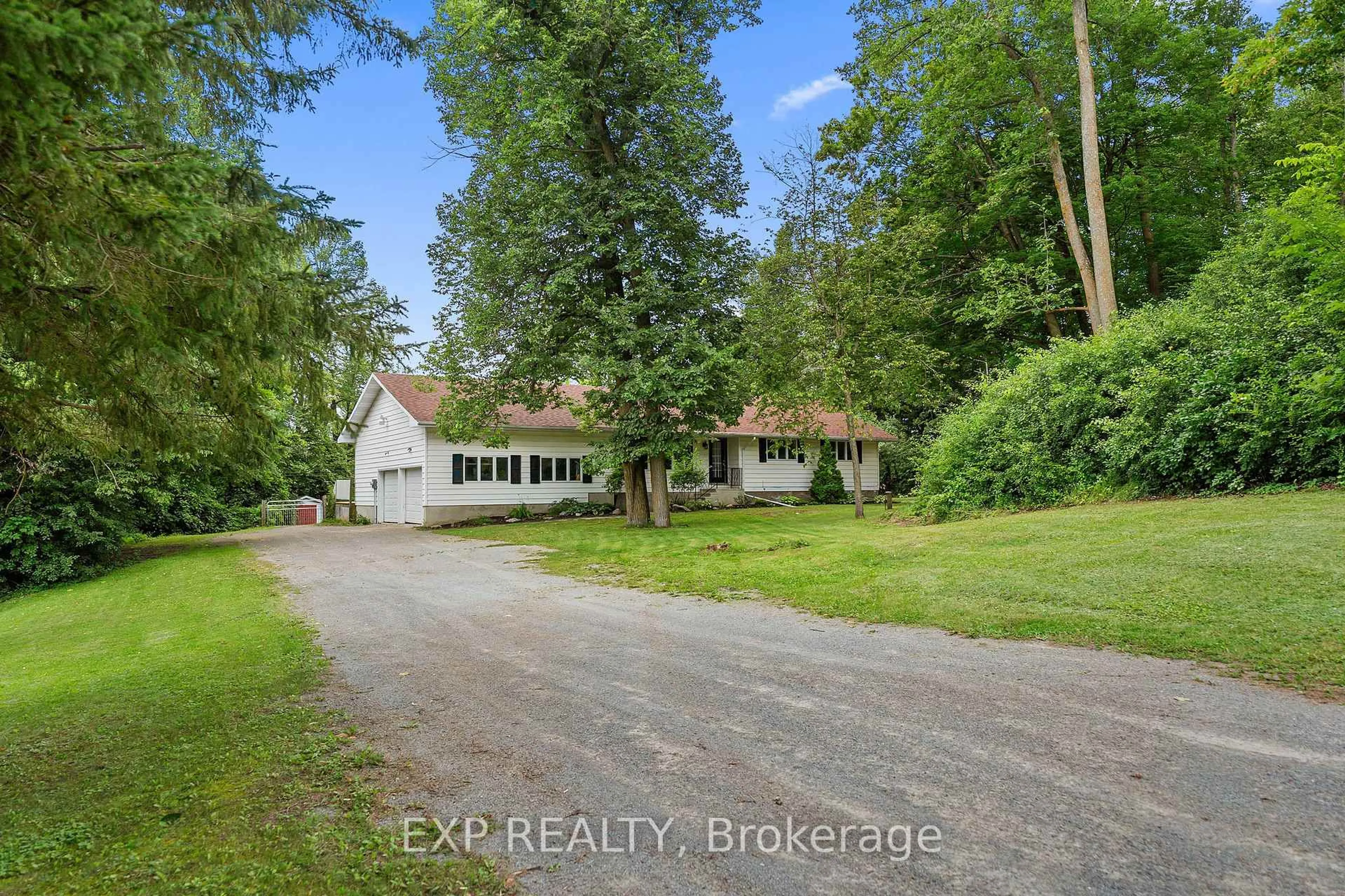 A pic from outside/outdoor area/front of a property/back of a property/a pic from drone, unknown for 541 COLLINS Rd, Renfrew Ontario K7V 3Z8
