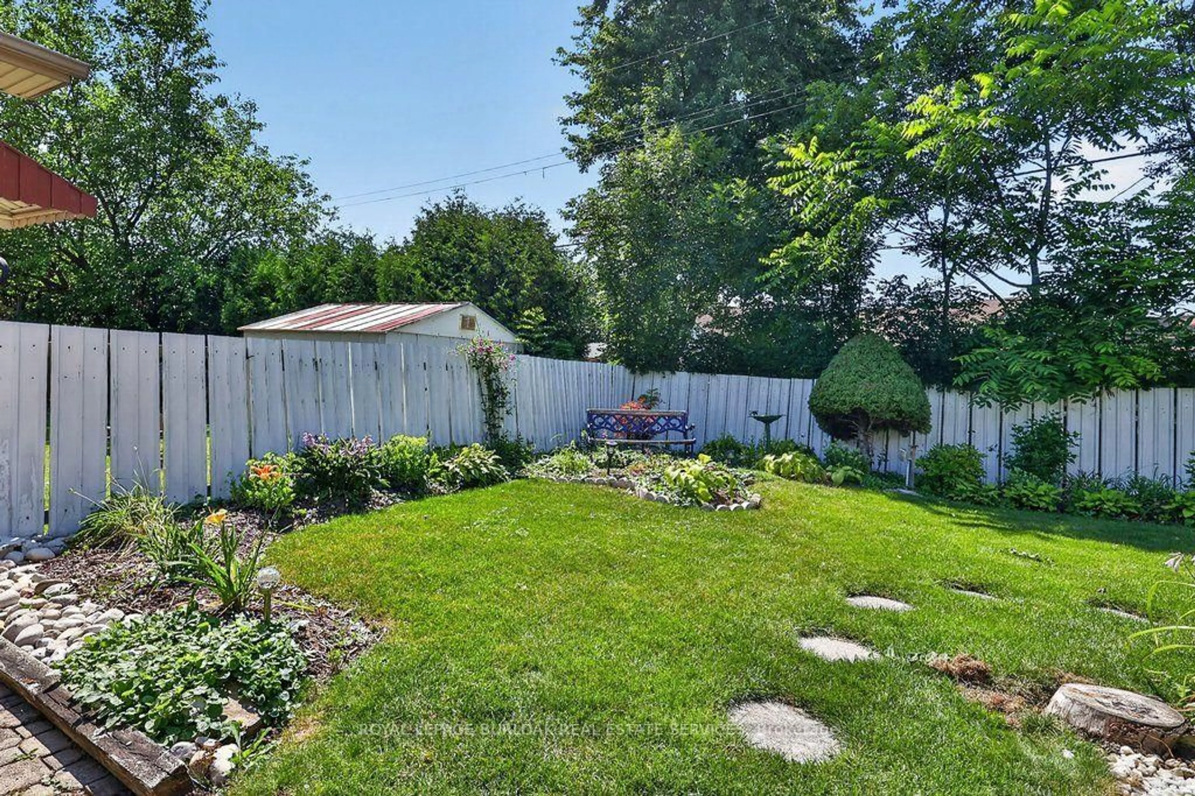 Unknown for 20 Cardinal Dr, Hamilton Ontario L9A 4H4