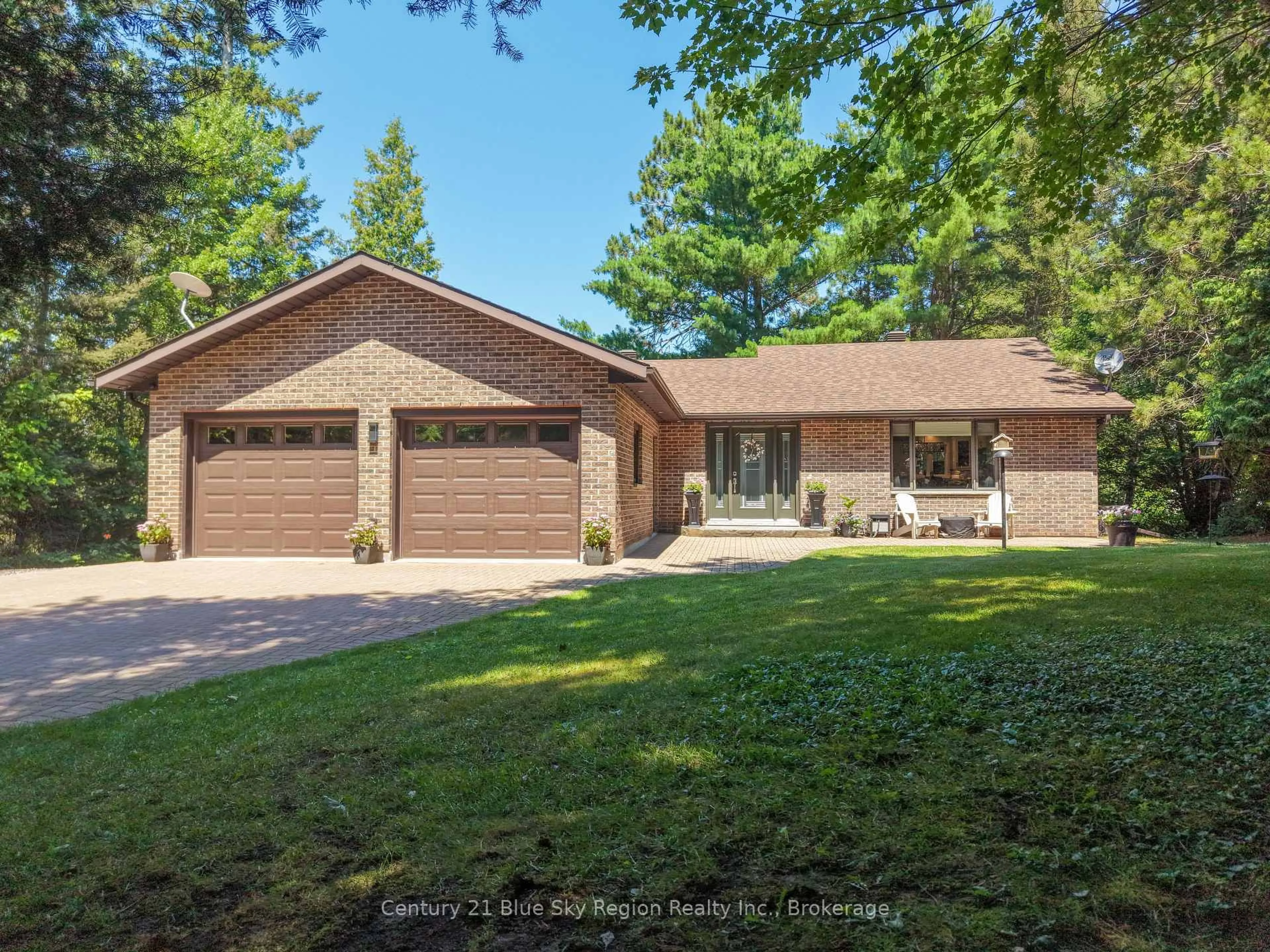 Home with brick exterior material, unknown for 731 MacPherson Dr, East Ferris Ontario P0H 1B0