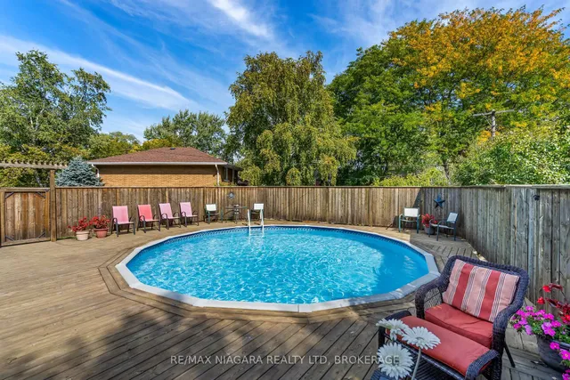 28 Thorncrest Rd, Port Colborne 5