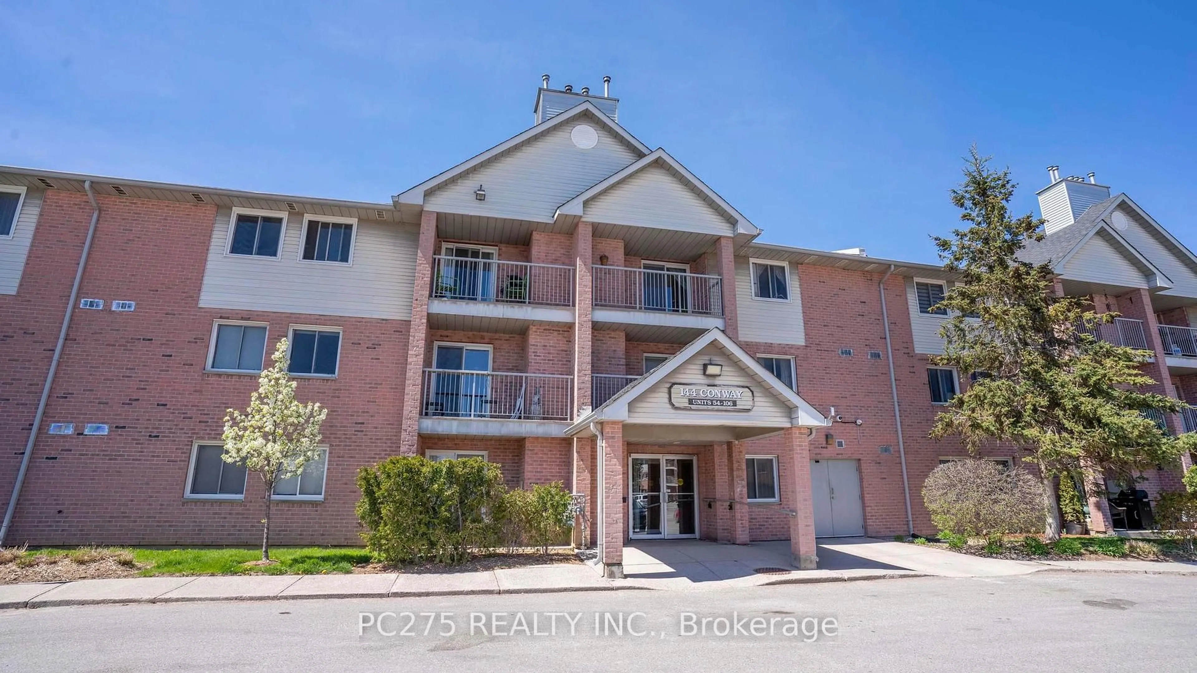 Indoor foyer for 144 Conway Dr #68, London South Ontario N6E 3N3