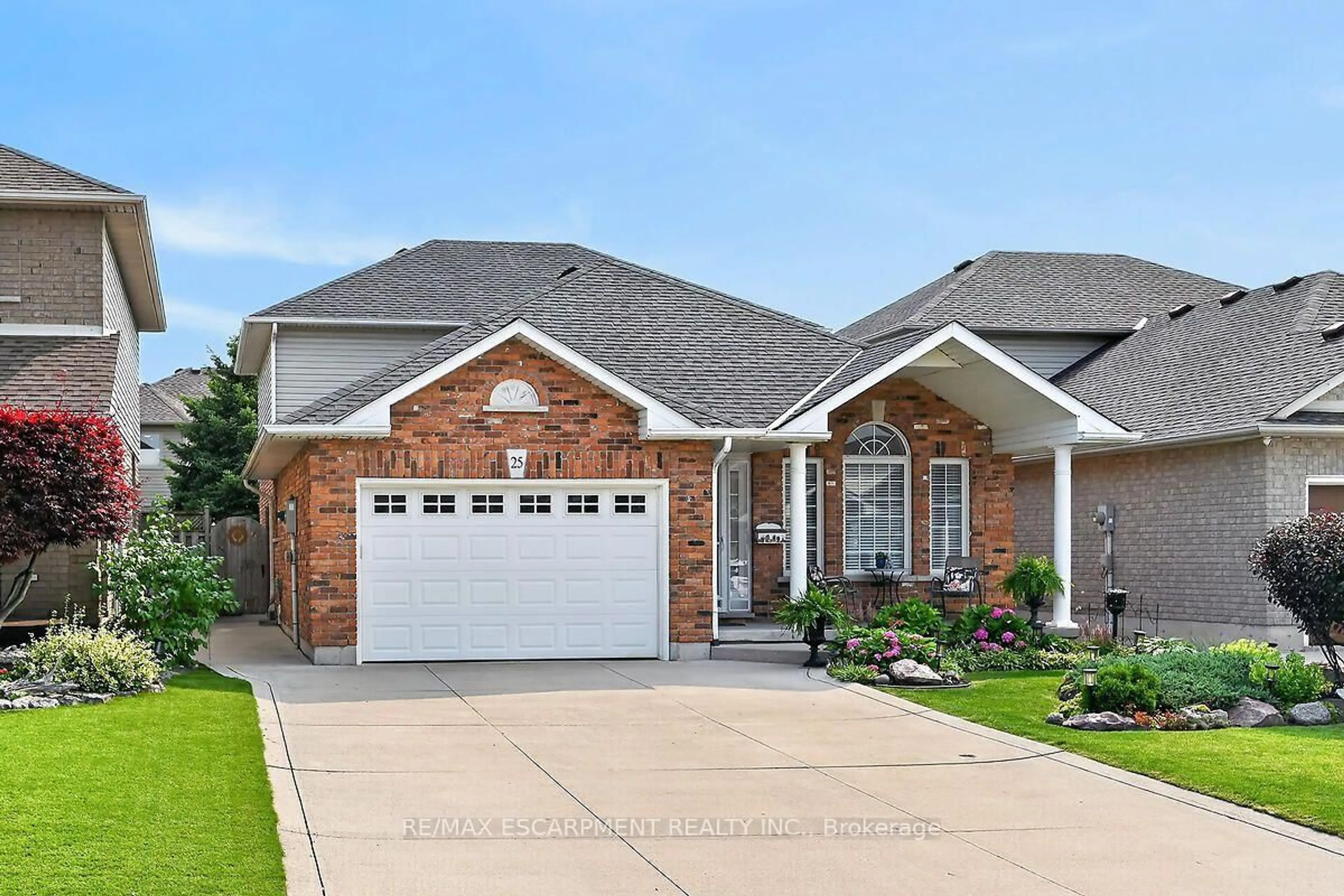 Home with brick exterior material, street for 25 Eric Burke Crt, Hamilton Ontario L9A 5J9