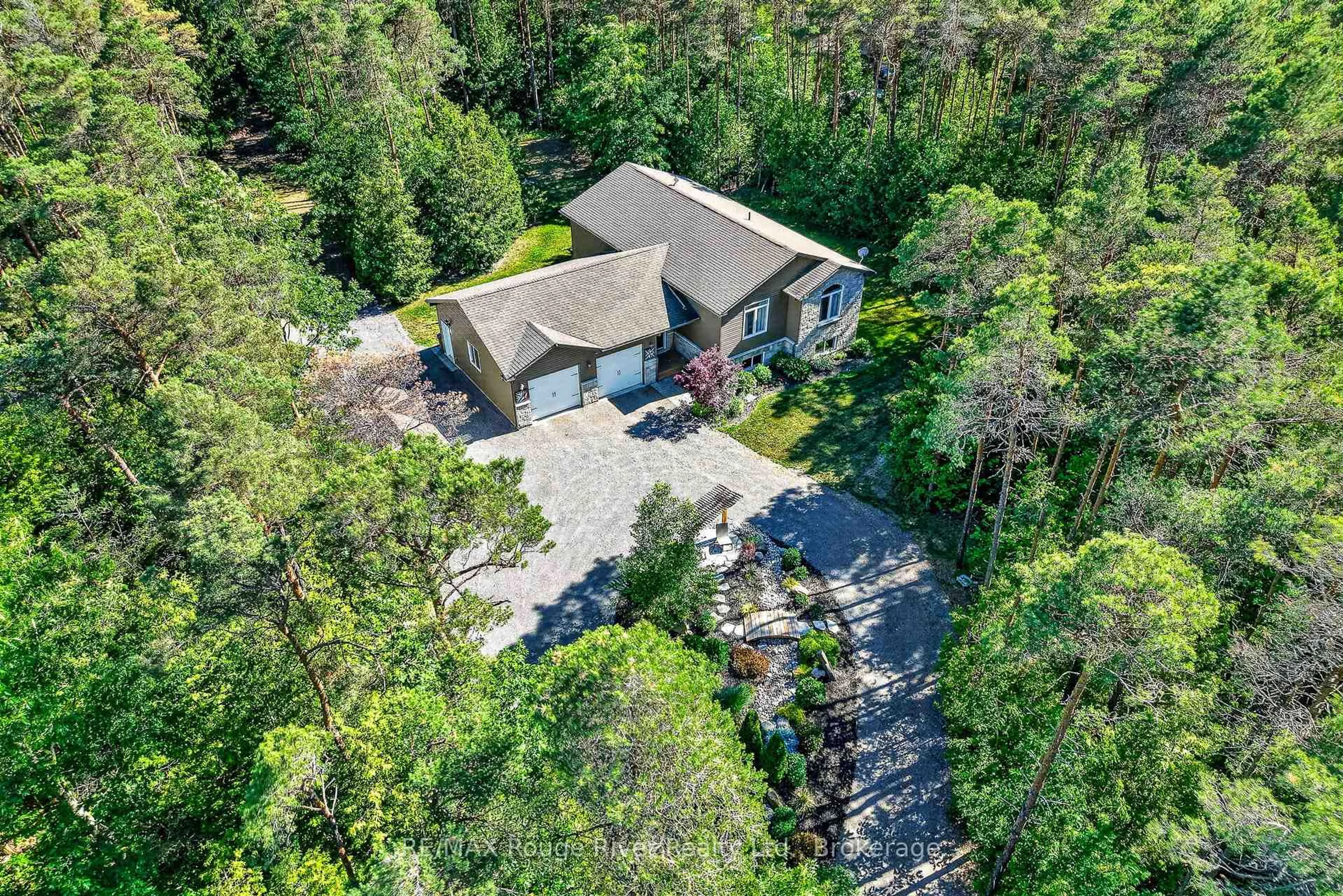 A pic from outside/outdoor area/front of a property/back of a property/a pic from drone, unknown for 149 Pine Tree Lane, Cramahe Ontario K0K 1S0