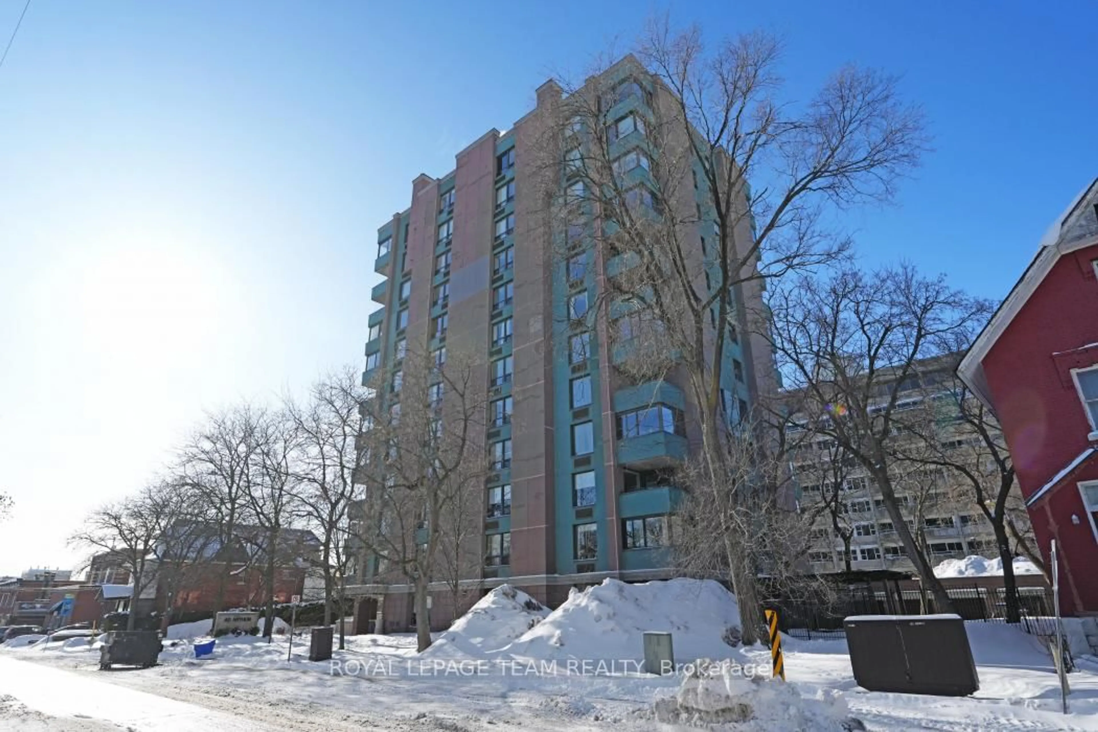 Unknown for 40 Arthur St #1004, Ottawa Ontario K1R 7T5