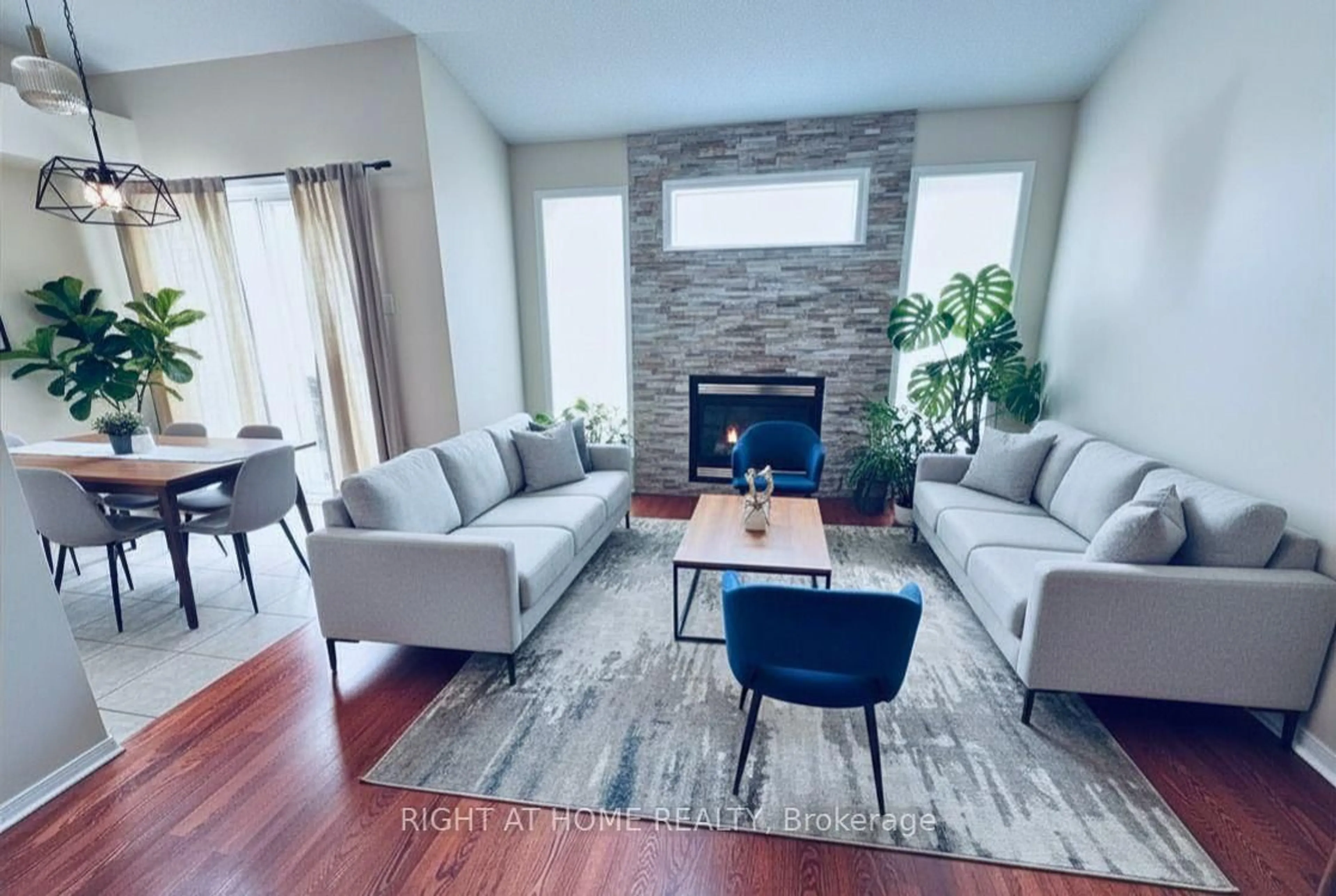 Living room with furniture, unknown for 1741 Jobin Cres, Gloucester Ontario K1J 1C4