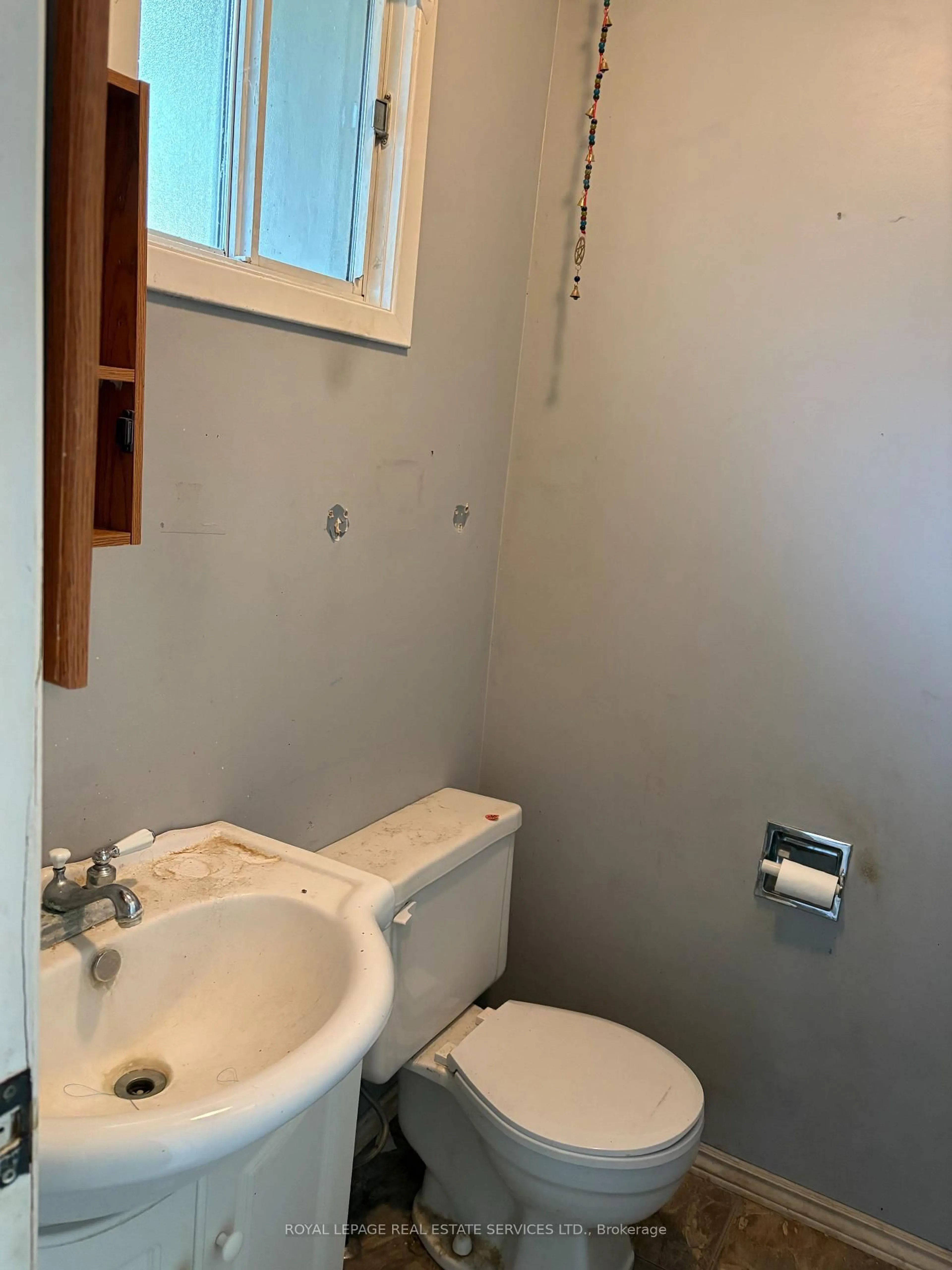 A pic of a room for 38 Parkside Dr, Brant Ontario N3L 3S7