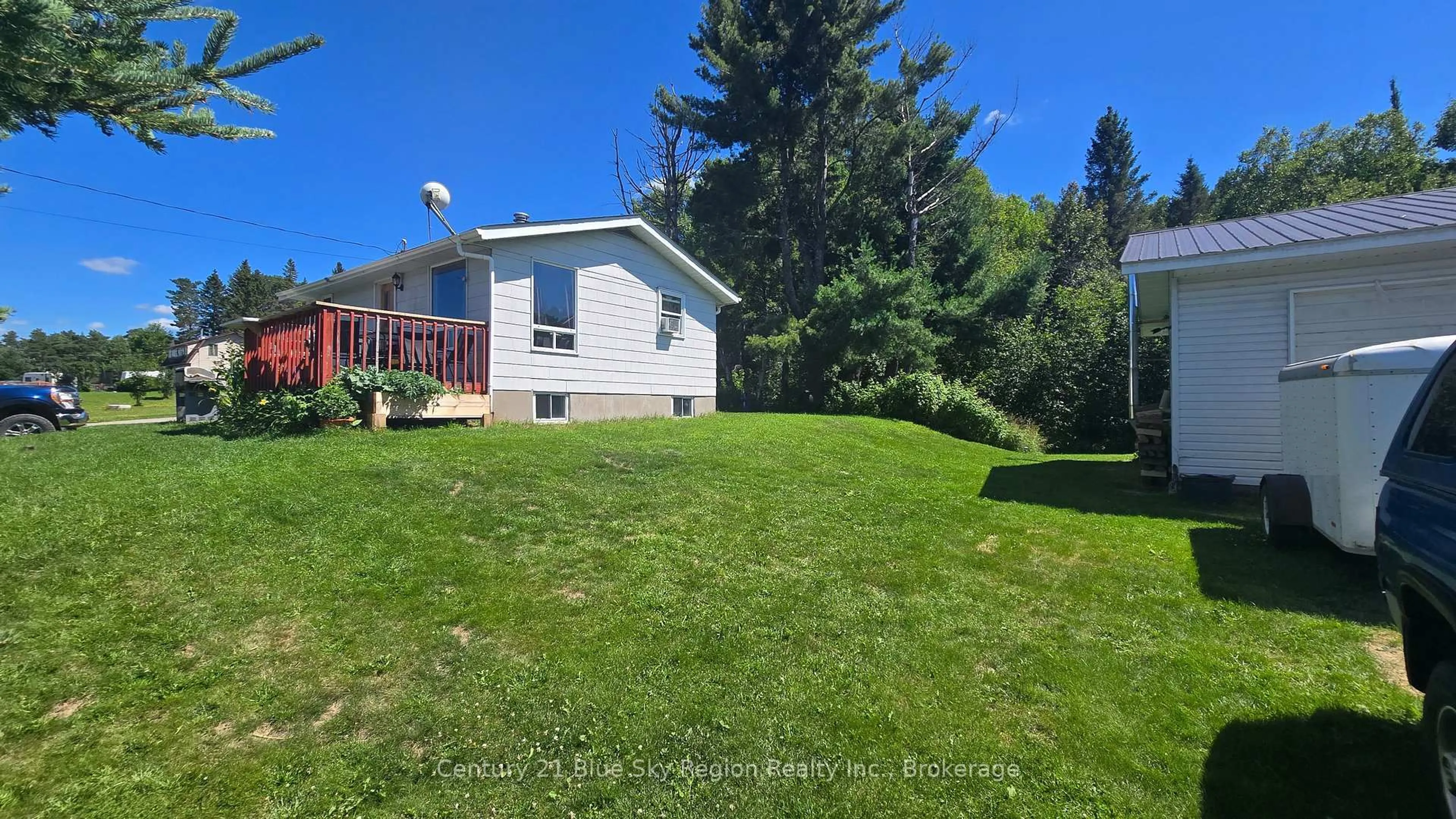 A pic from outside/outdoor area/front of a property/back of a property/a pic from drone, unknown for 2805 Chiswick Line, Chisholm Ontario P0H 1Z0